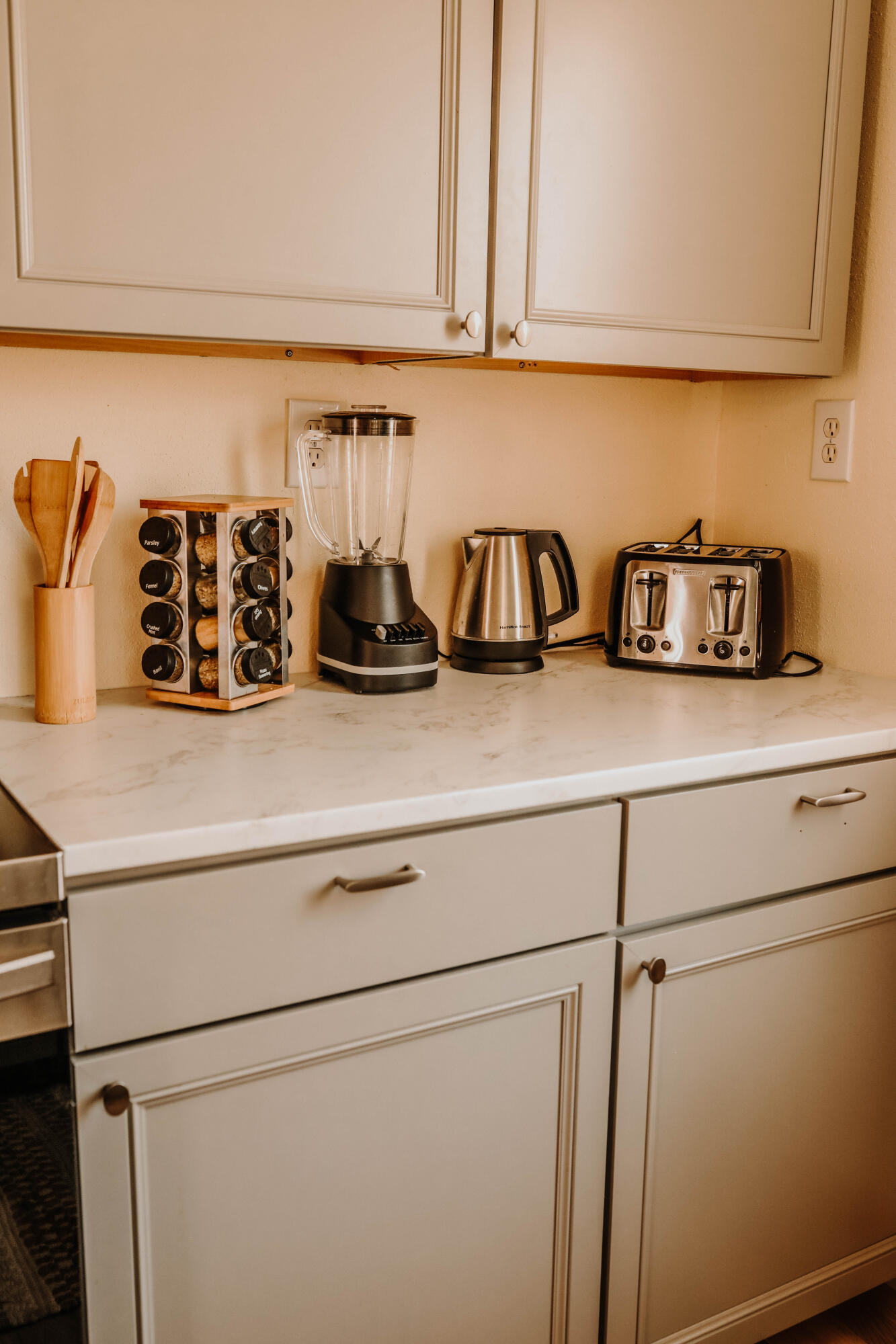 Photo 13 — 515 Marble Avenue NE
