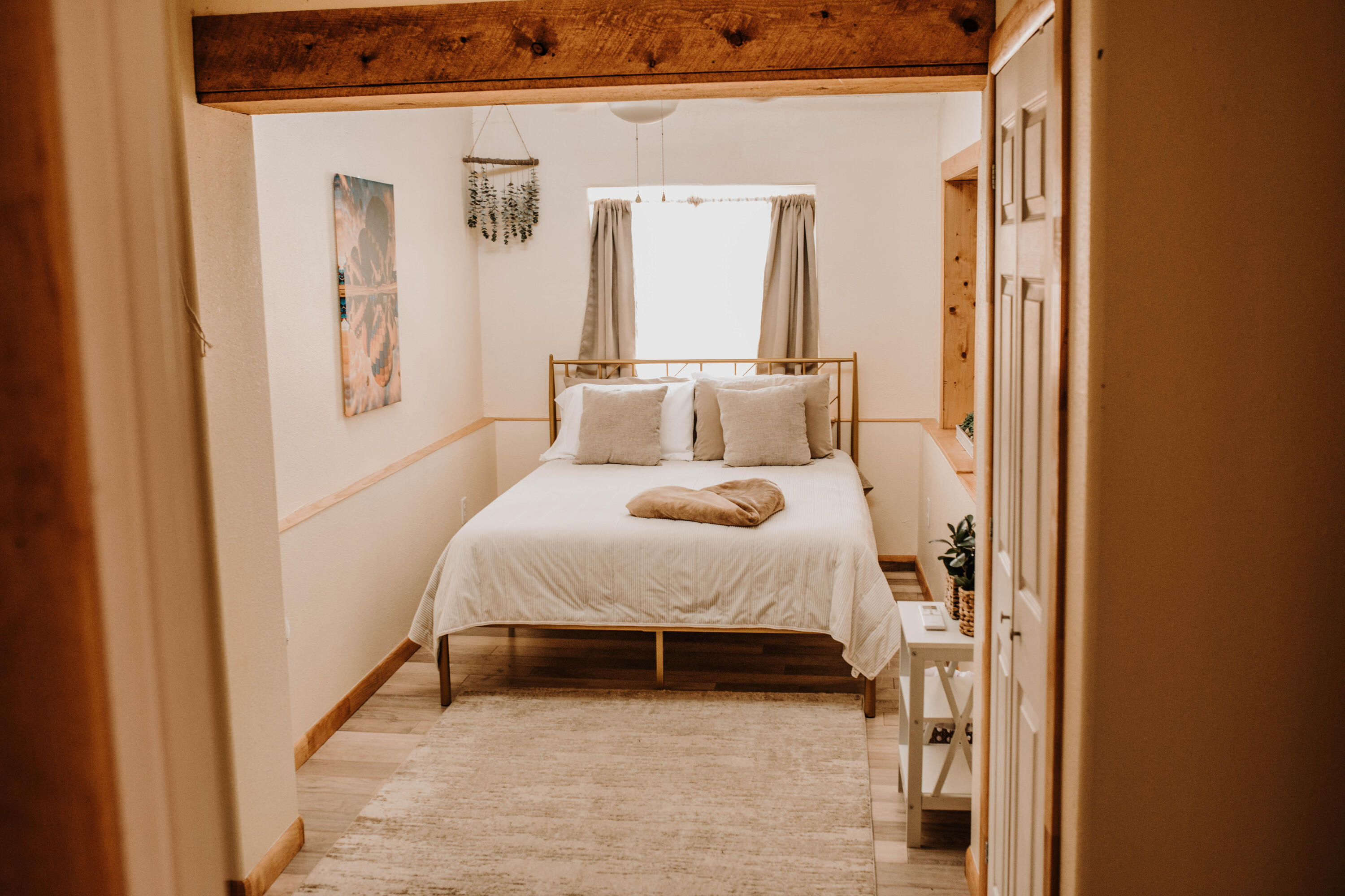 Photo 8 — 515 Marble Avenue NE