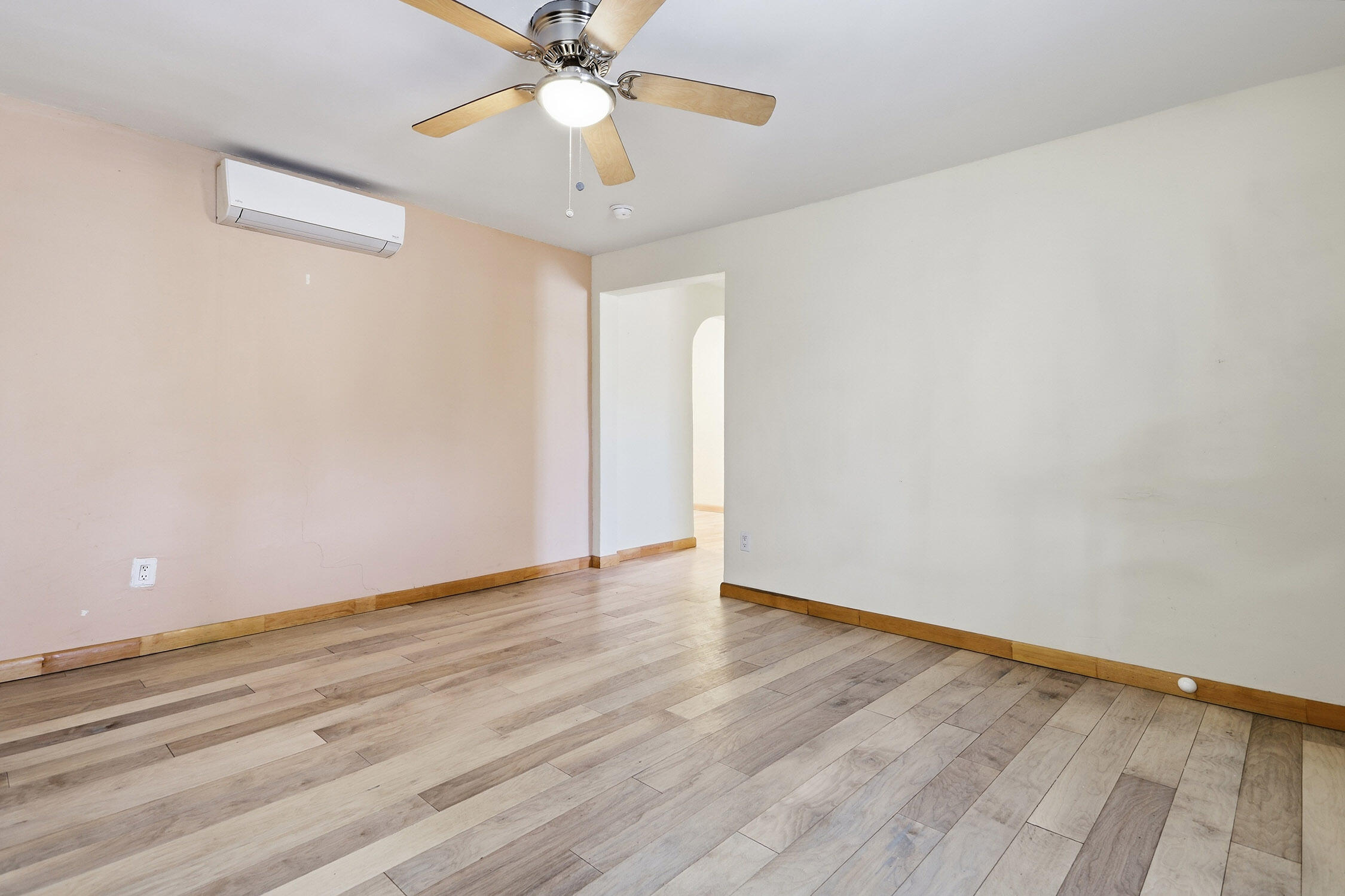 Photo 13 — 515 Marble Avenue NE