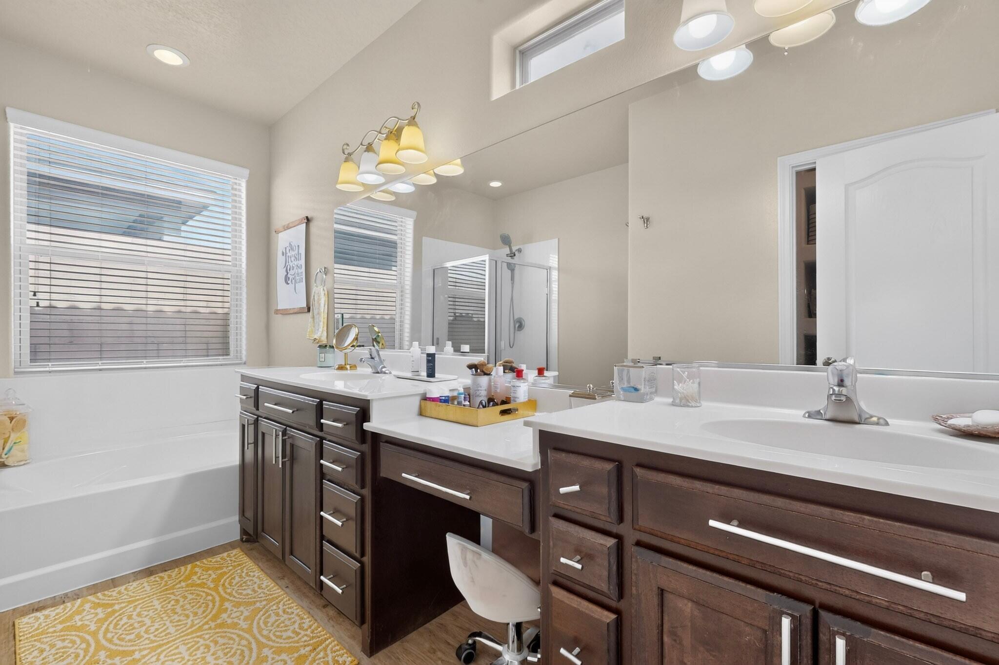 Photo 16 — 5815 Mafraq Avenue NW