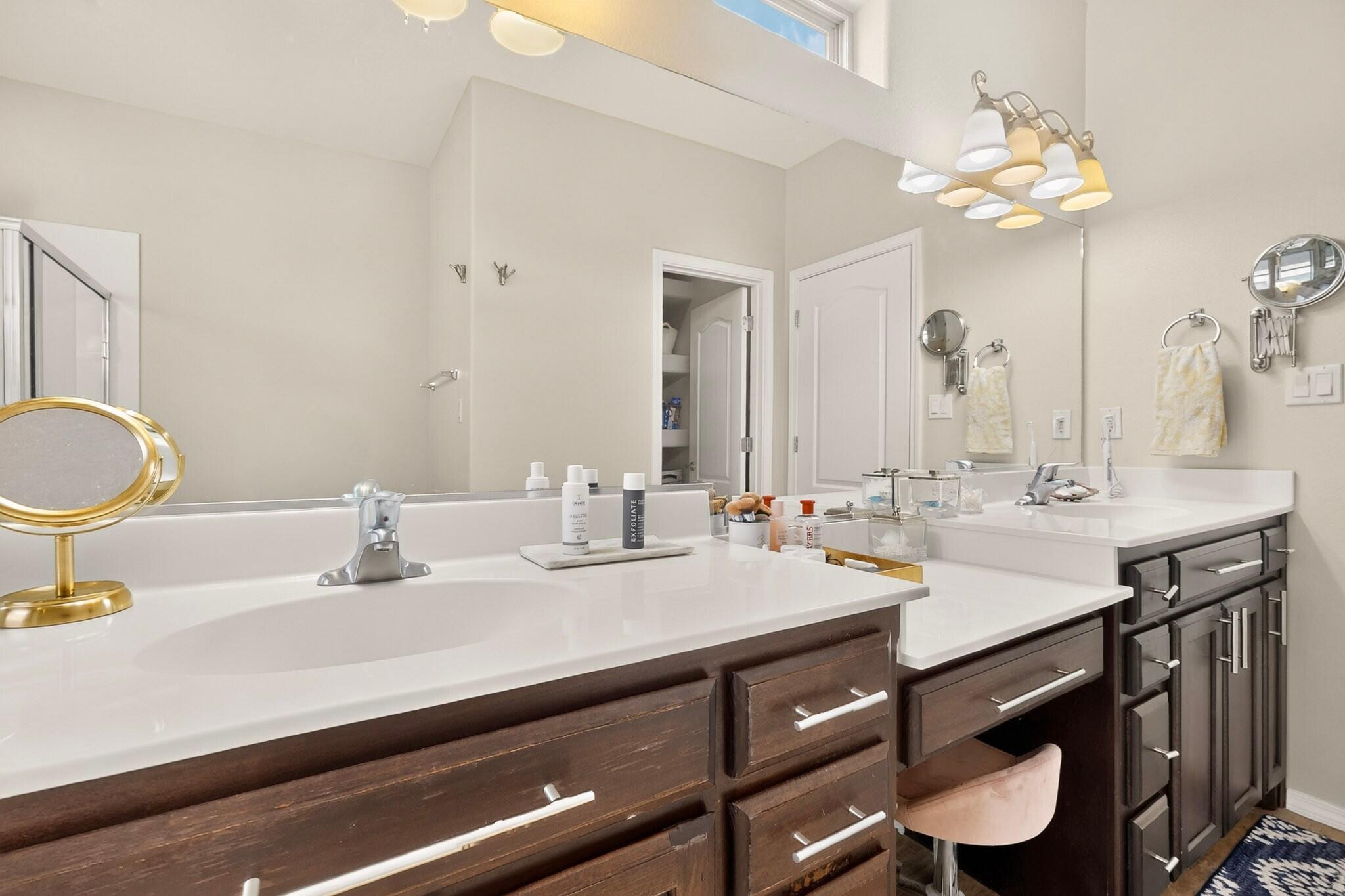 Photo 15 — 5815 Mafraq Avenue NW