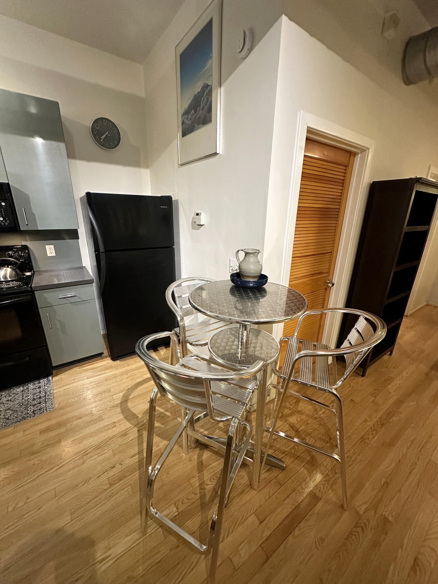 Photo 4 — 400 Copper Avenue NE APT 105