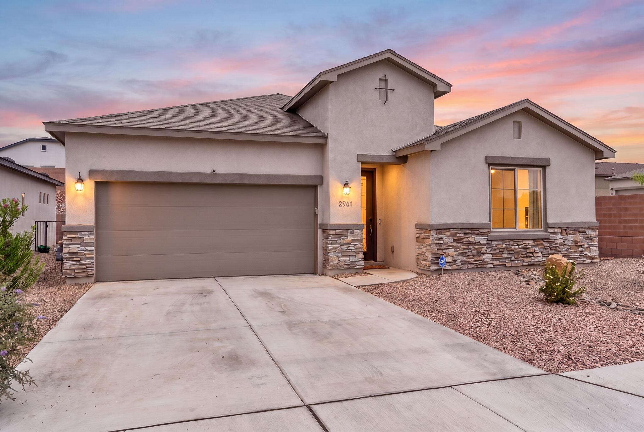 2901 Tierra Del Sol Avenue NE, Rio Rancho, NM 87144
