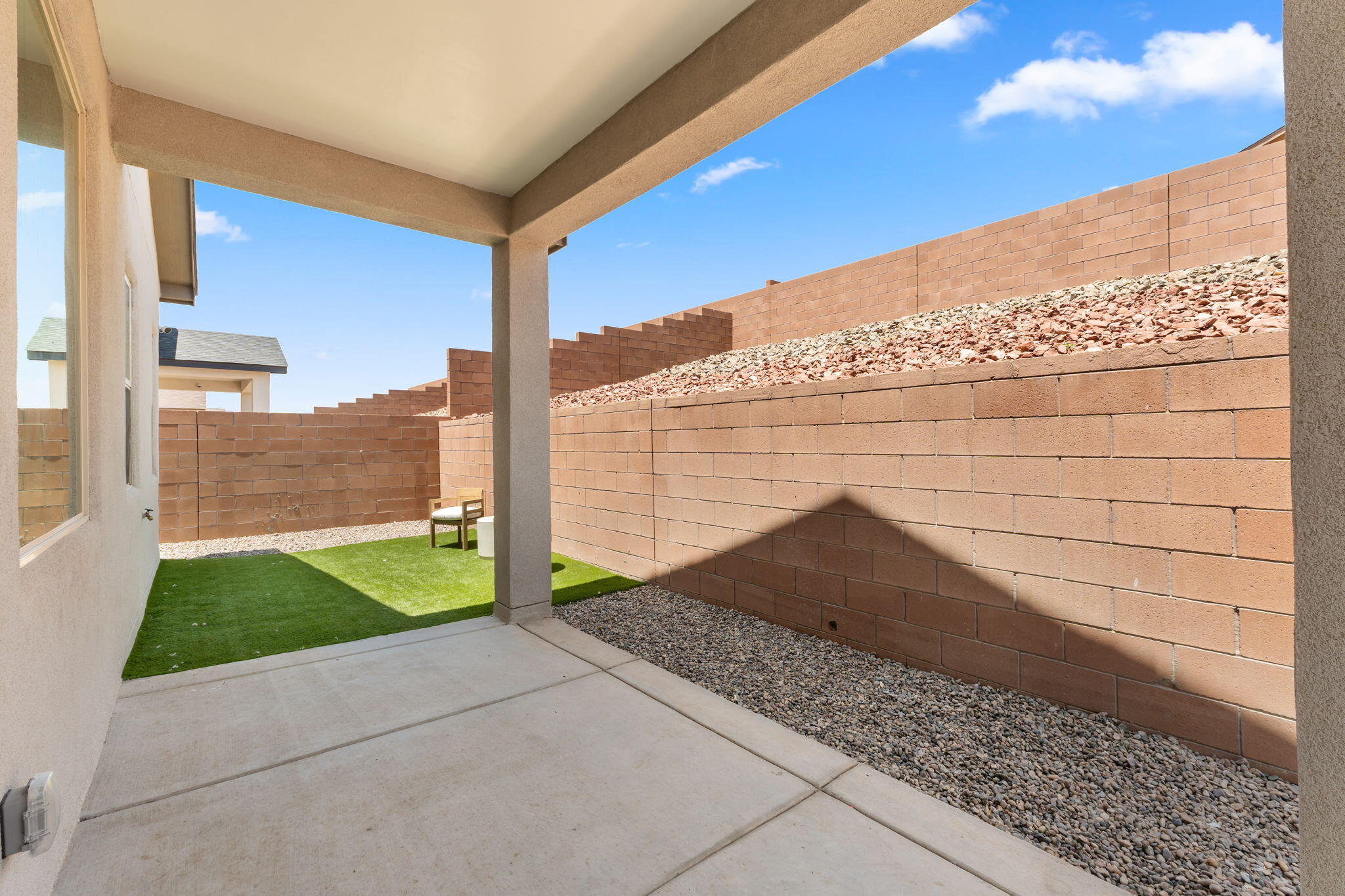 Photo 10 — 2901 Tierra Del Sol Avenue NE
