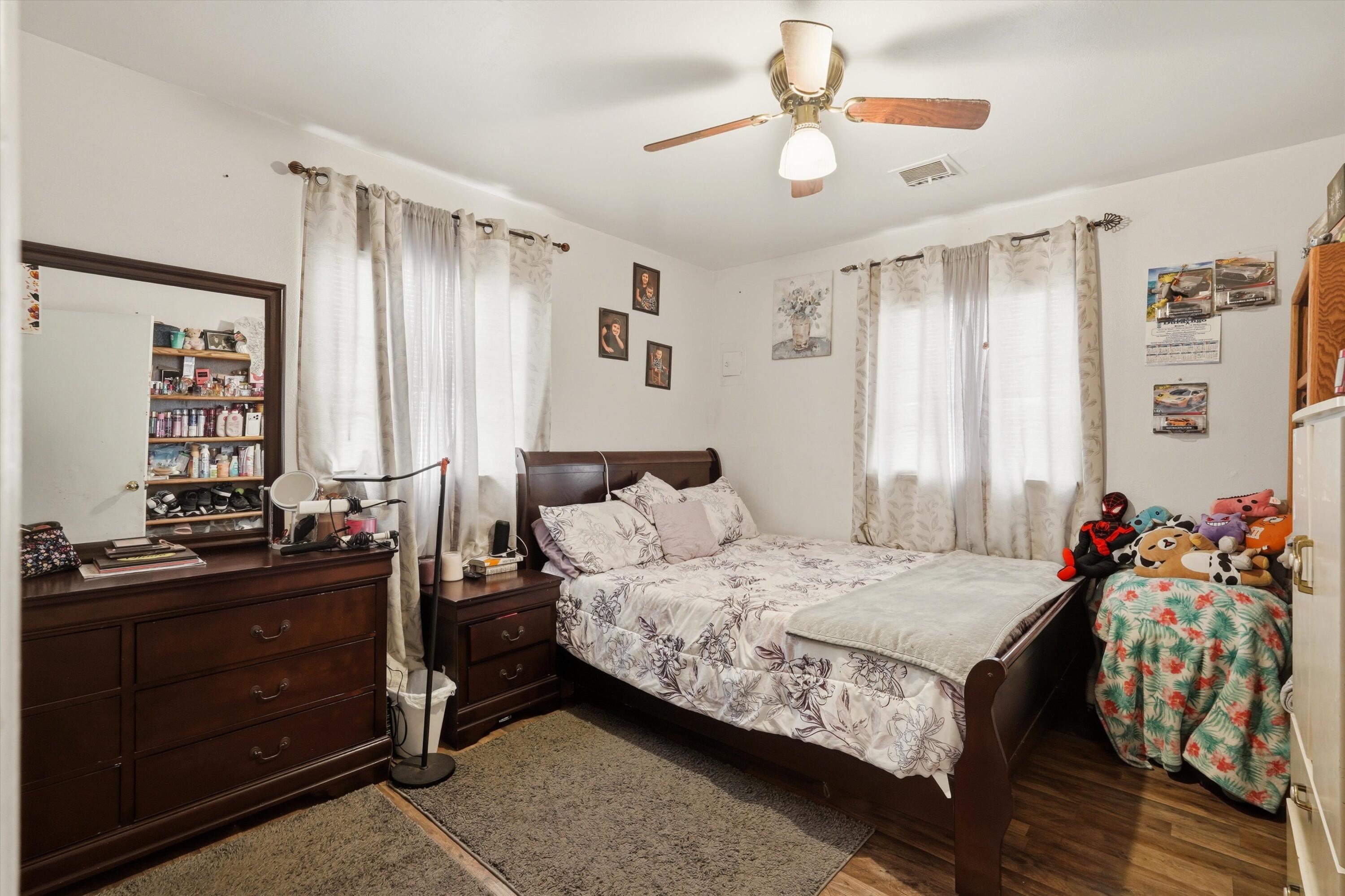 Photo 12 — 4604 Palo Duro Avenue NE