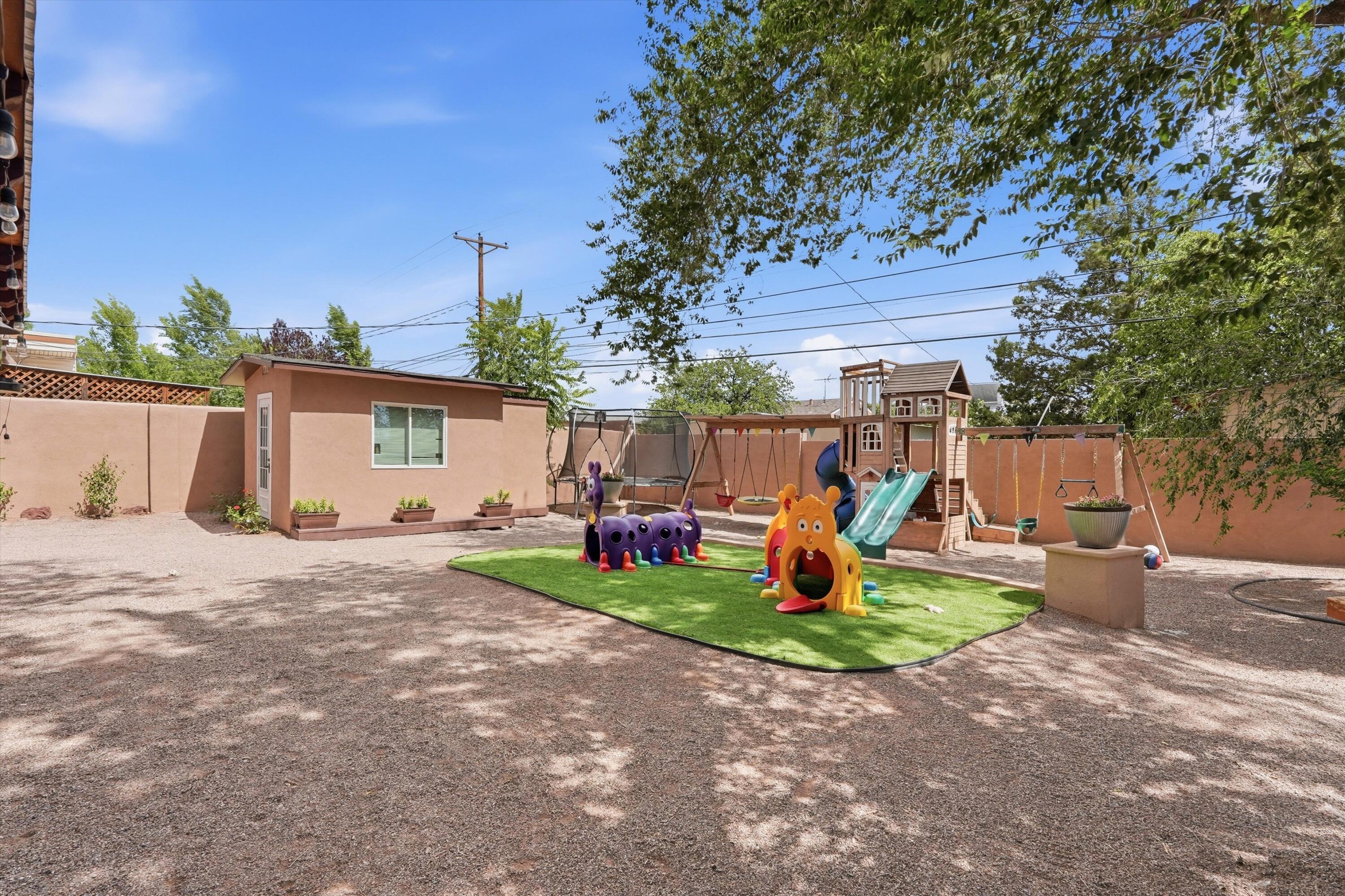 Photo 8 — 4604 Palo Duro Avenue NE