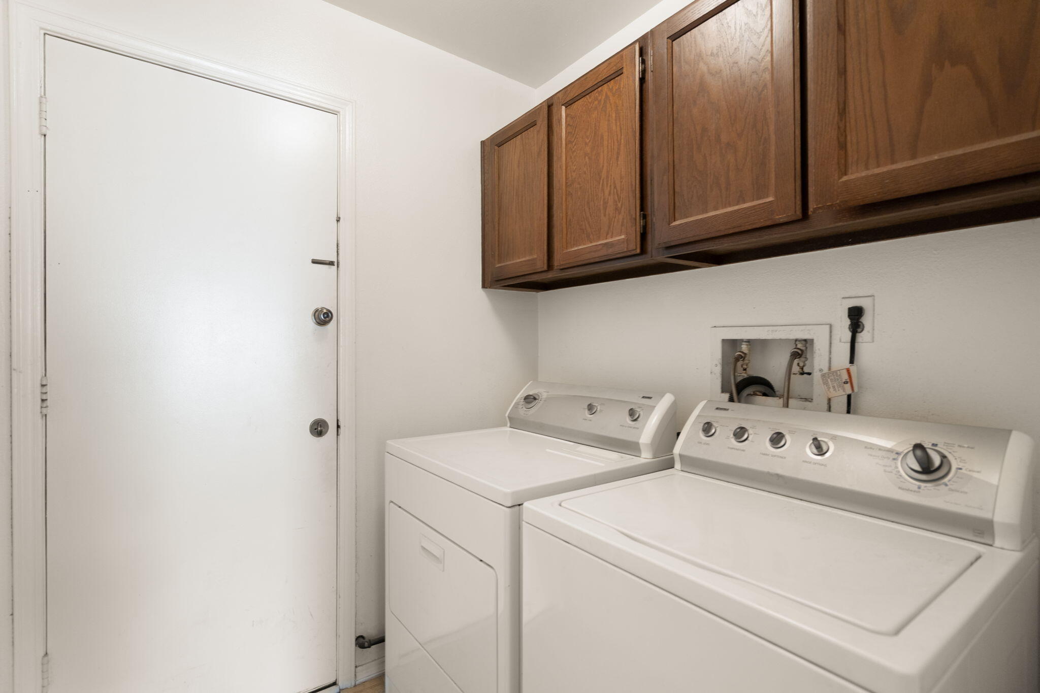Photo 10 — 1229 Hiawatha Drive NE