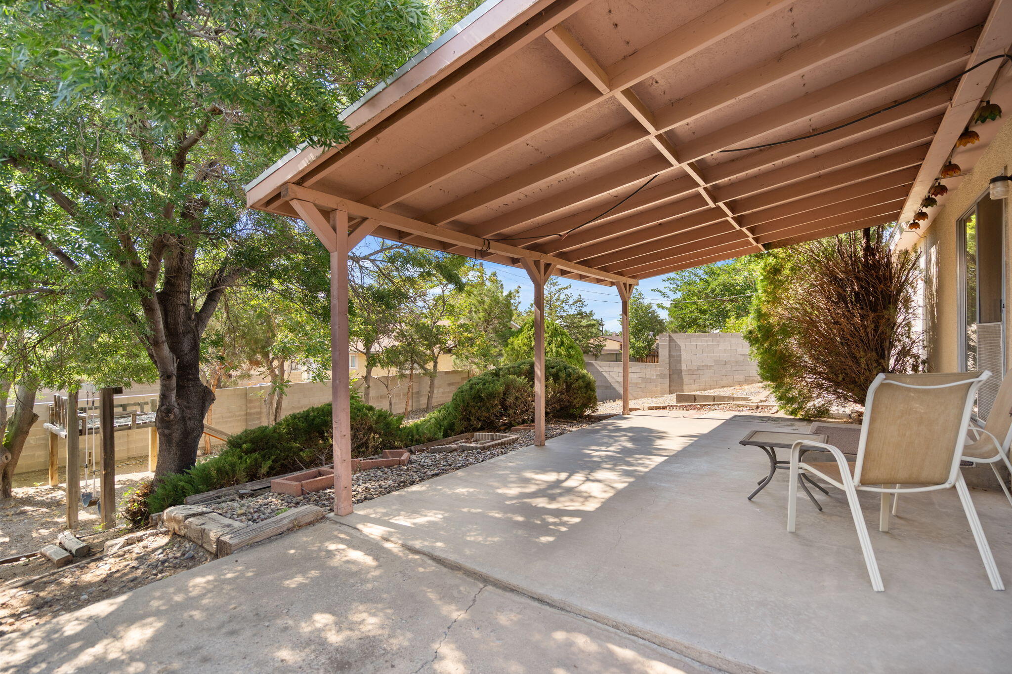 Photo 15 — 1229 Hiawatha Drive NE