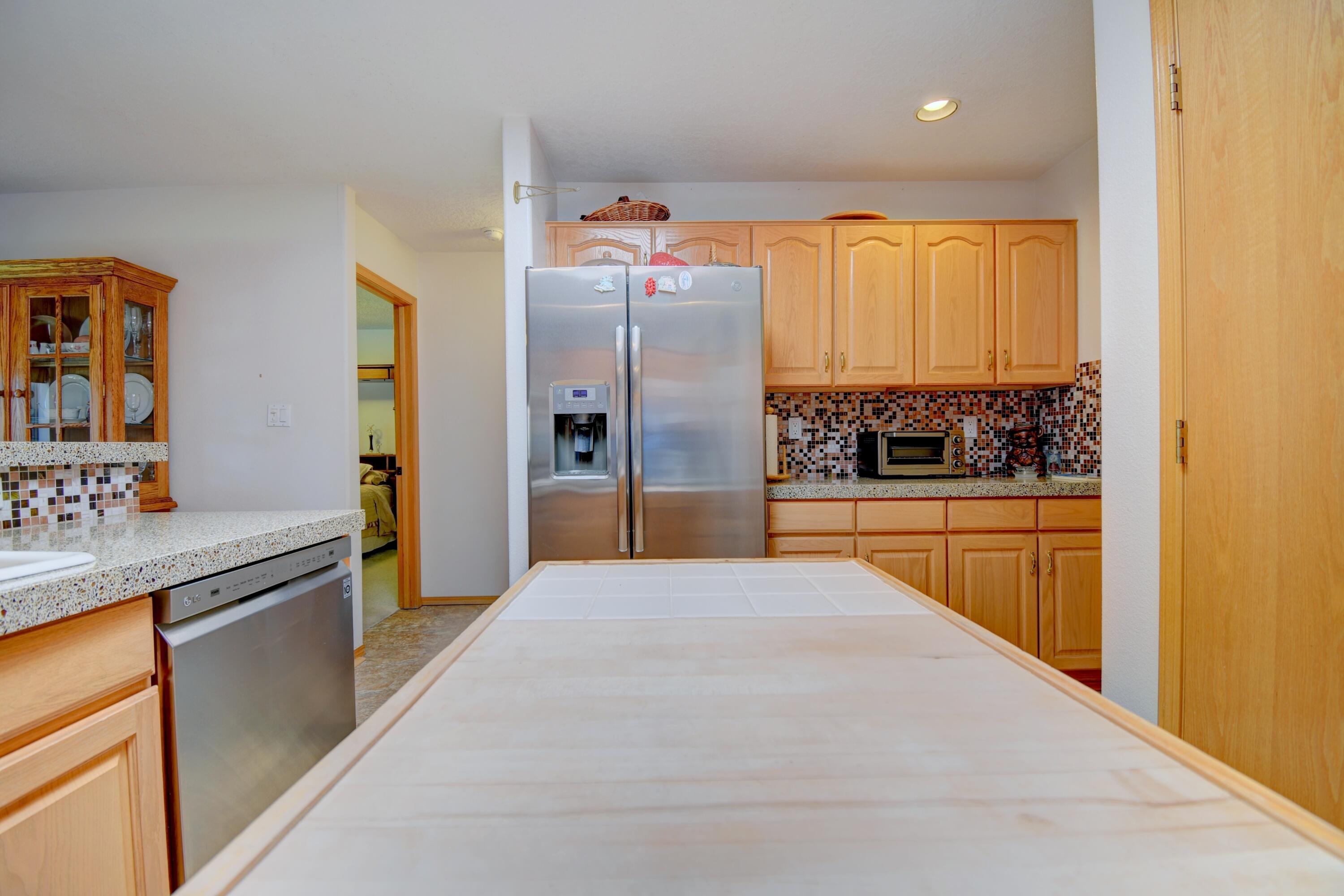 Photo 16 — 6115 Tallsman Drive NW