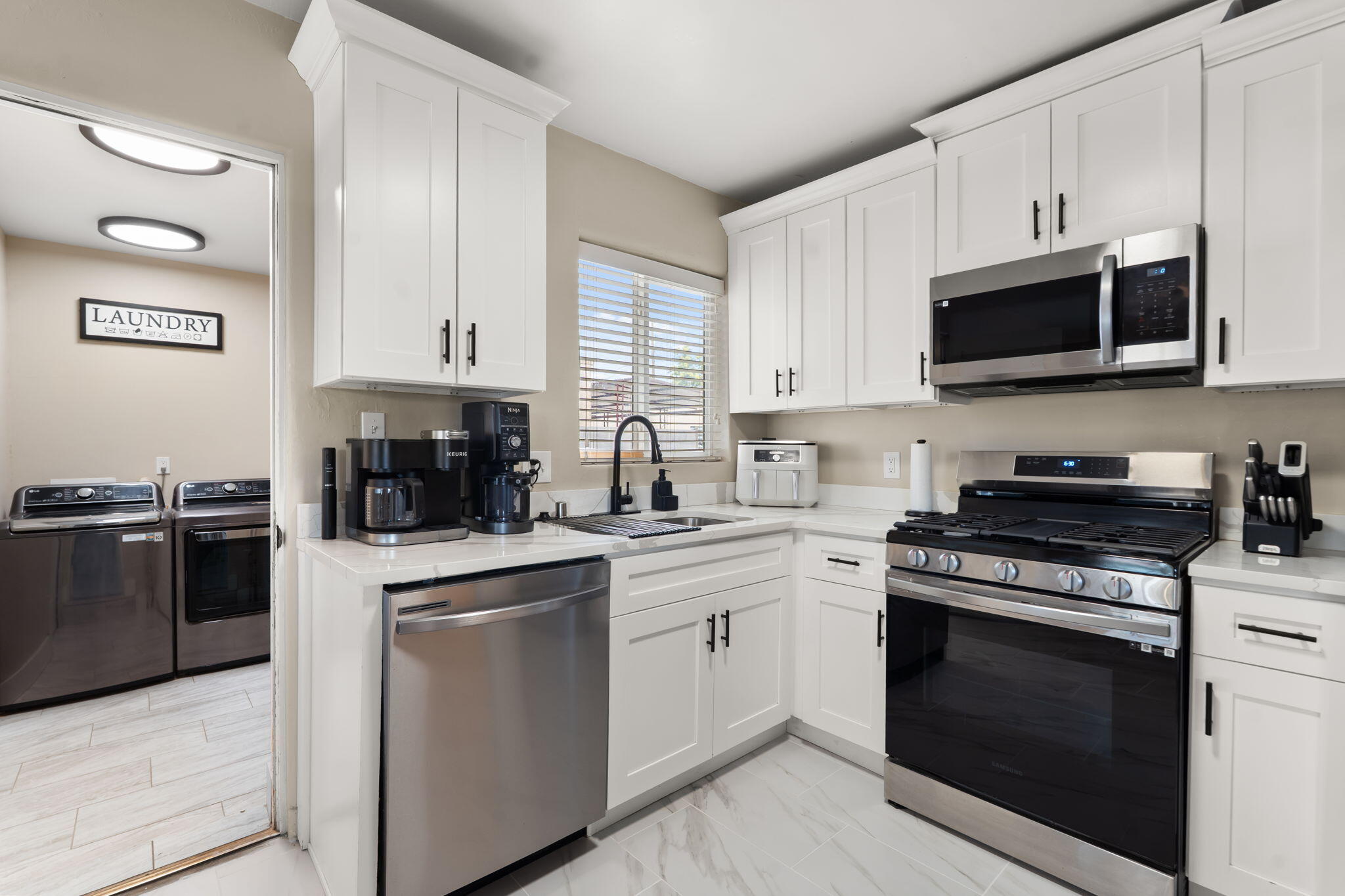 Photo 17 — 438 Truman Street NE