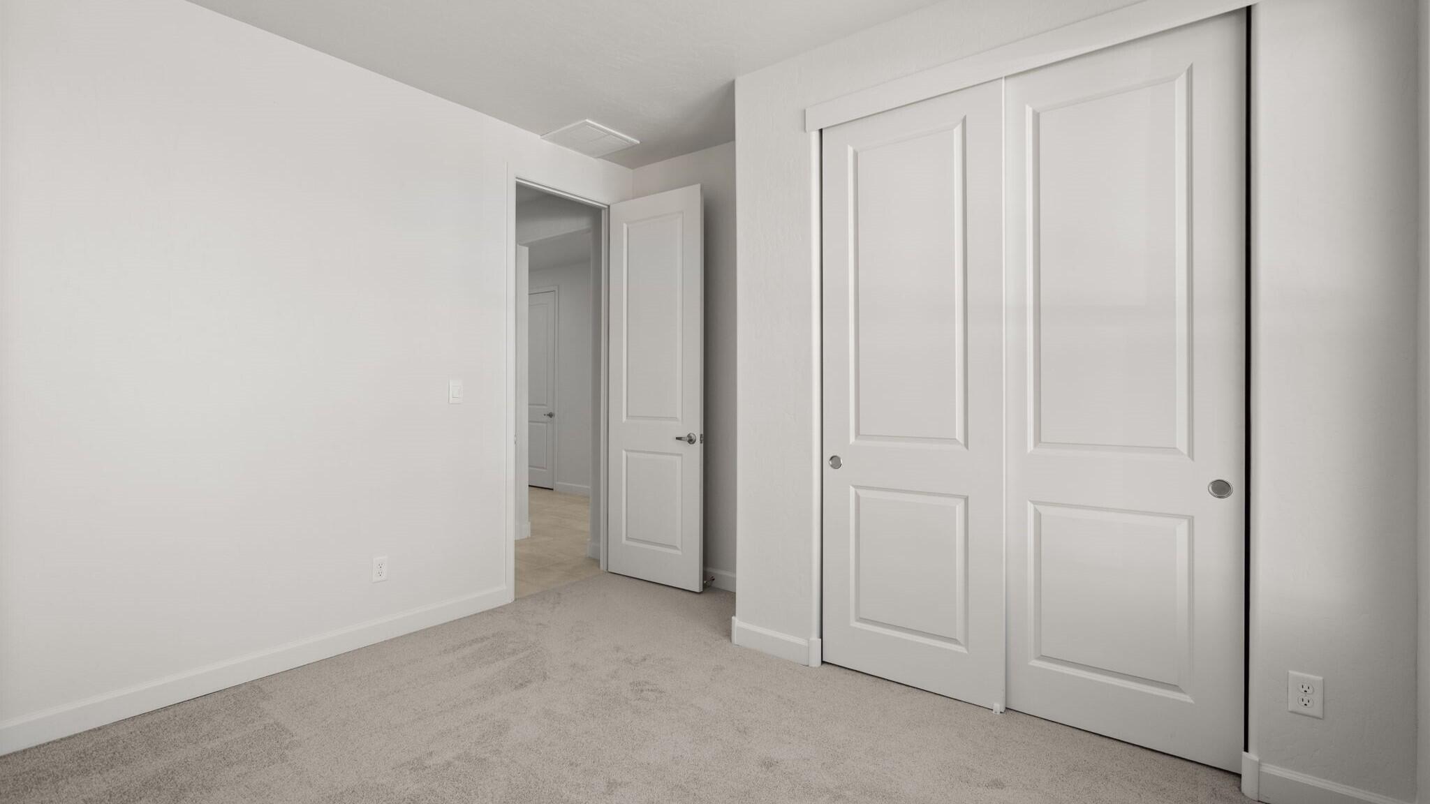 Photo 18 — 2459 Marble Avenue NE