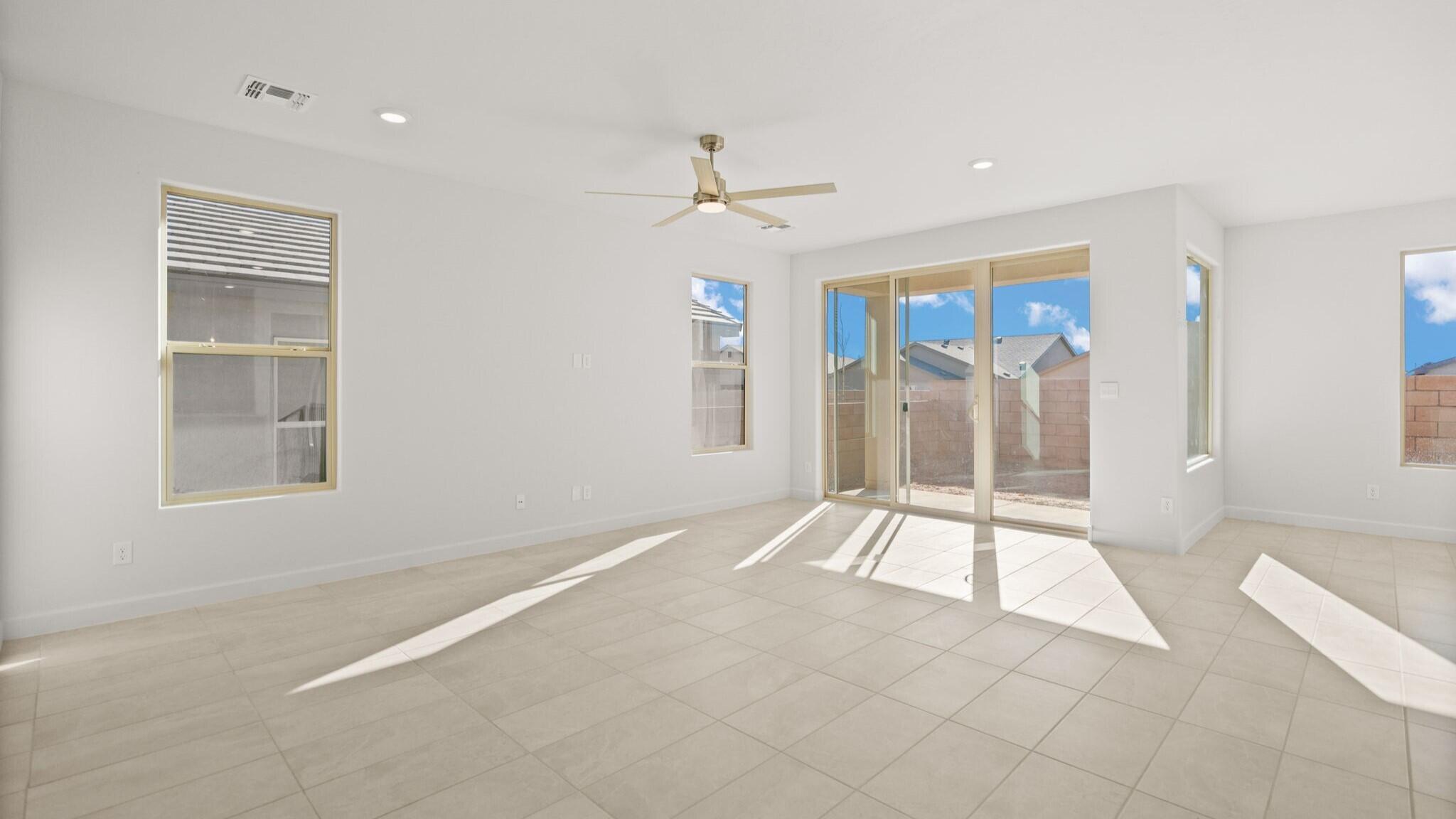 Photo 11 — 2459 Marble Avenue NE