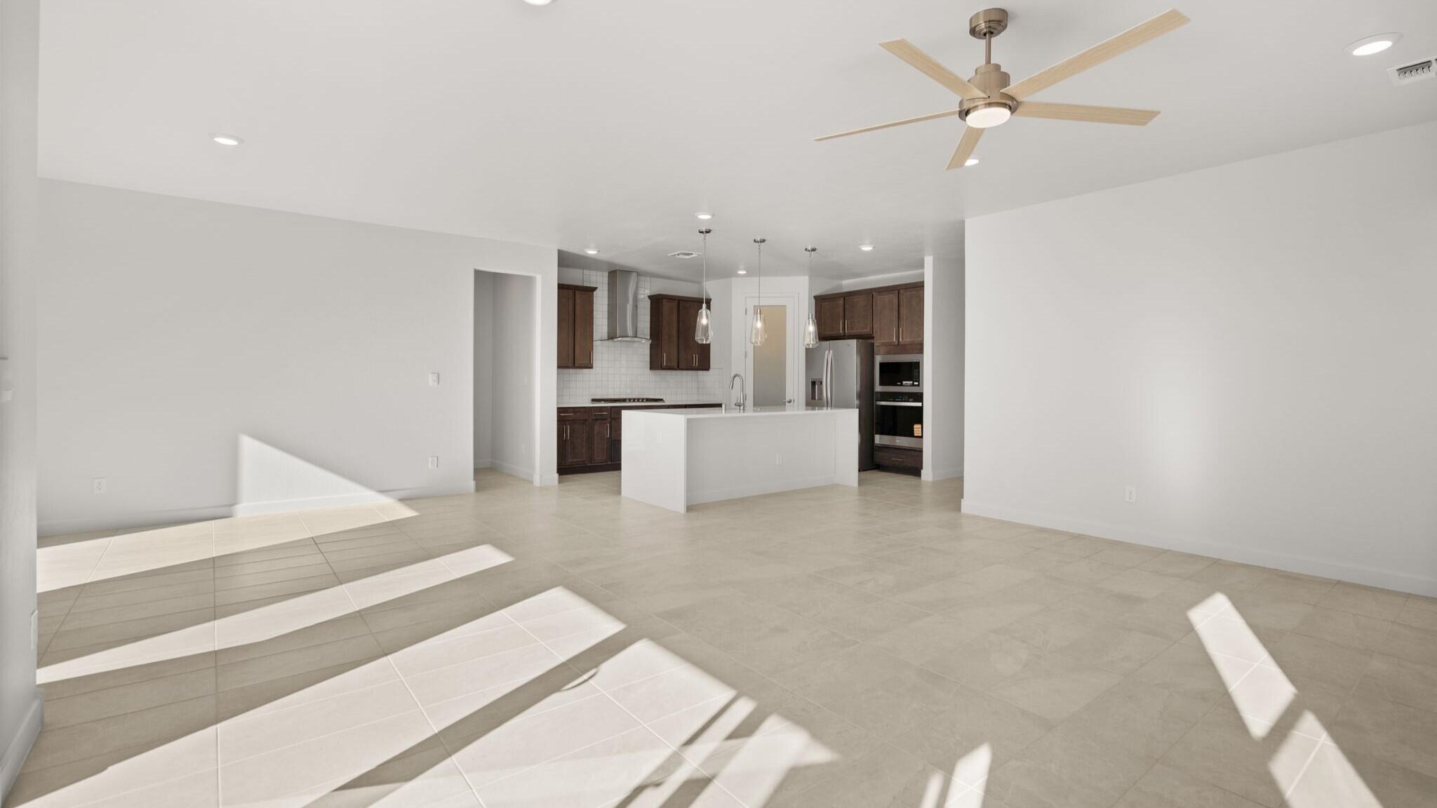 Photo 10 — 2459 Marble Avenue NE