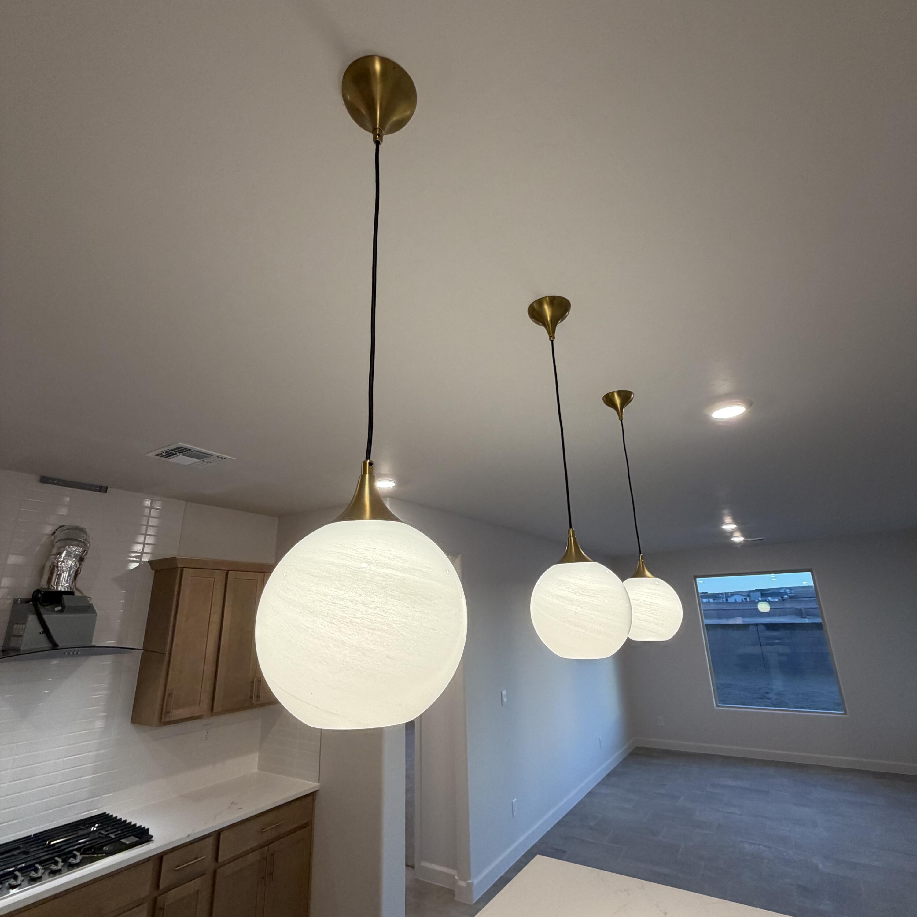 Photo 11 — 2452 Marble Avenue NE