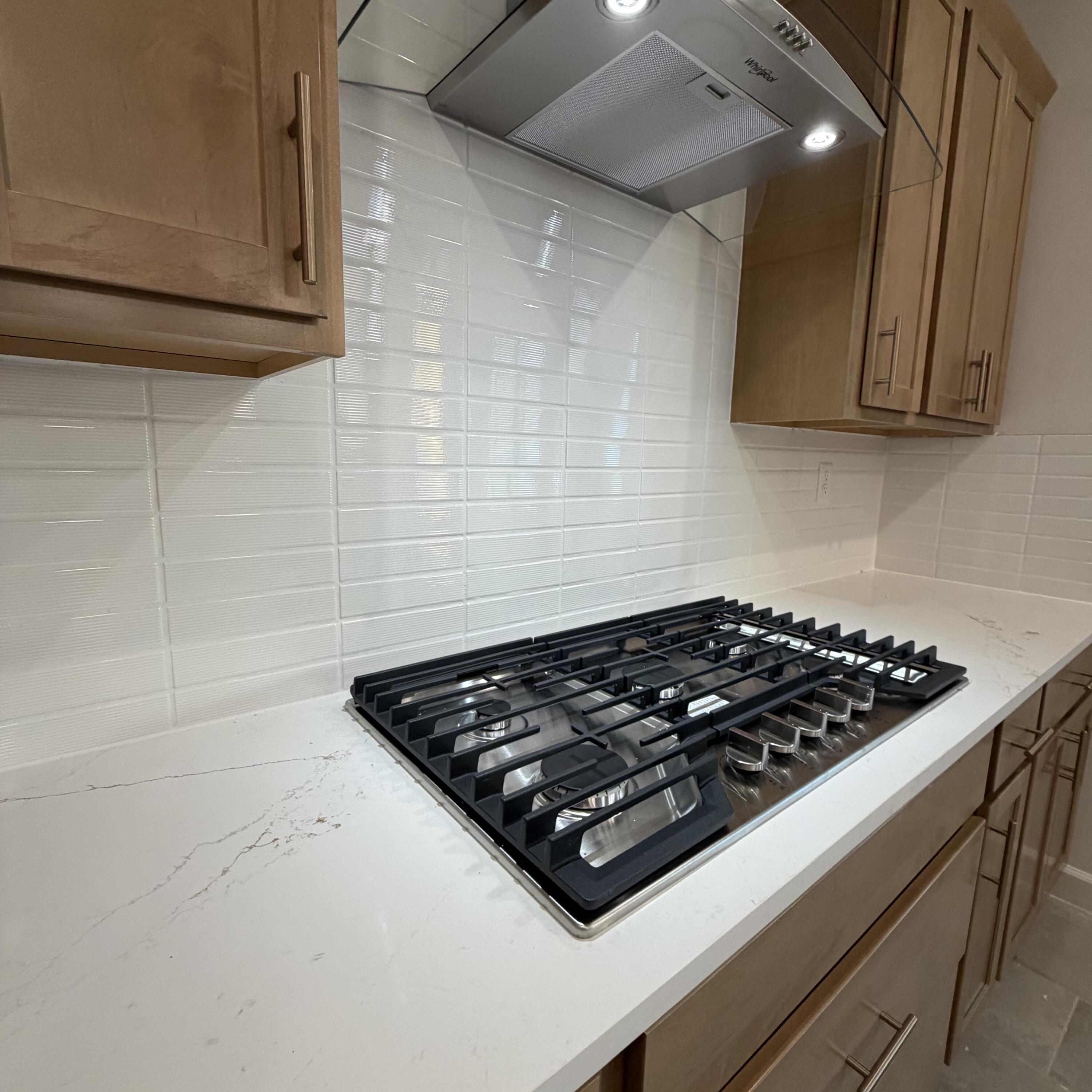 Photo 10 — 2452 Marble Avenue NE