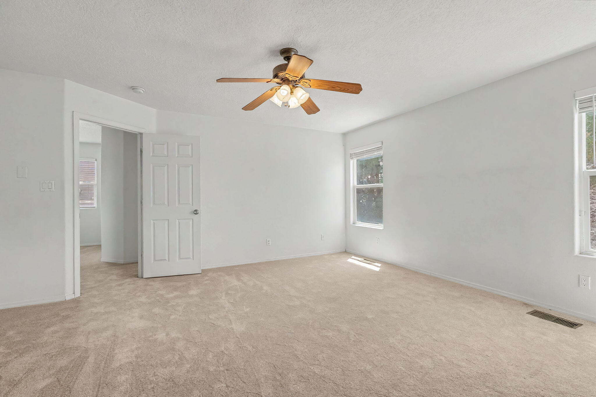 Photo 19 — 10849 Pizzo Drive NW