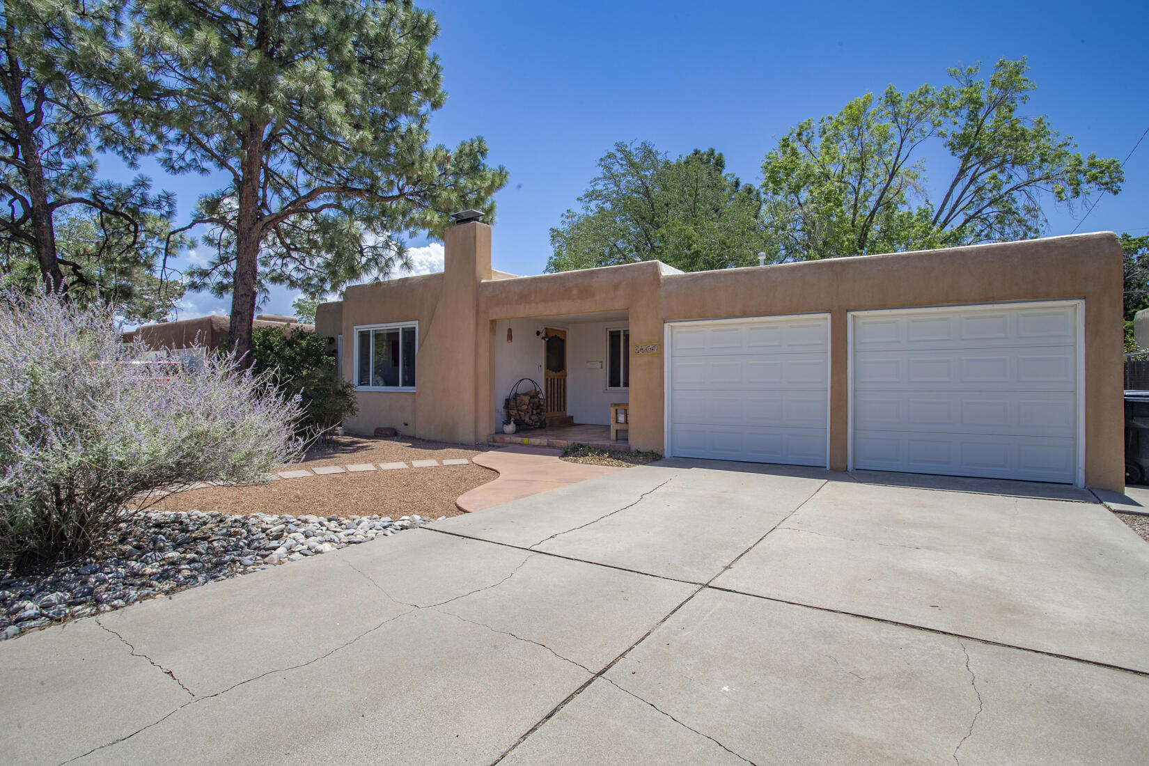 Photo 4 — 3504 Calle Del Ranchero NE