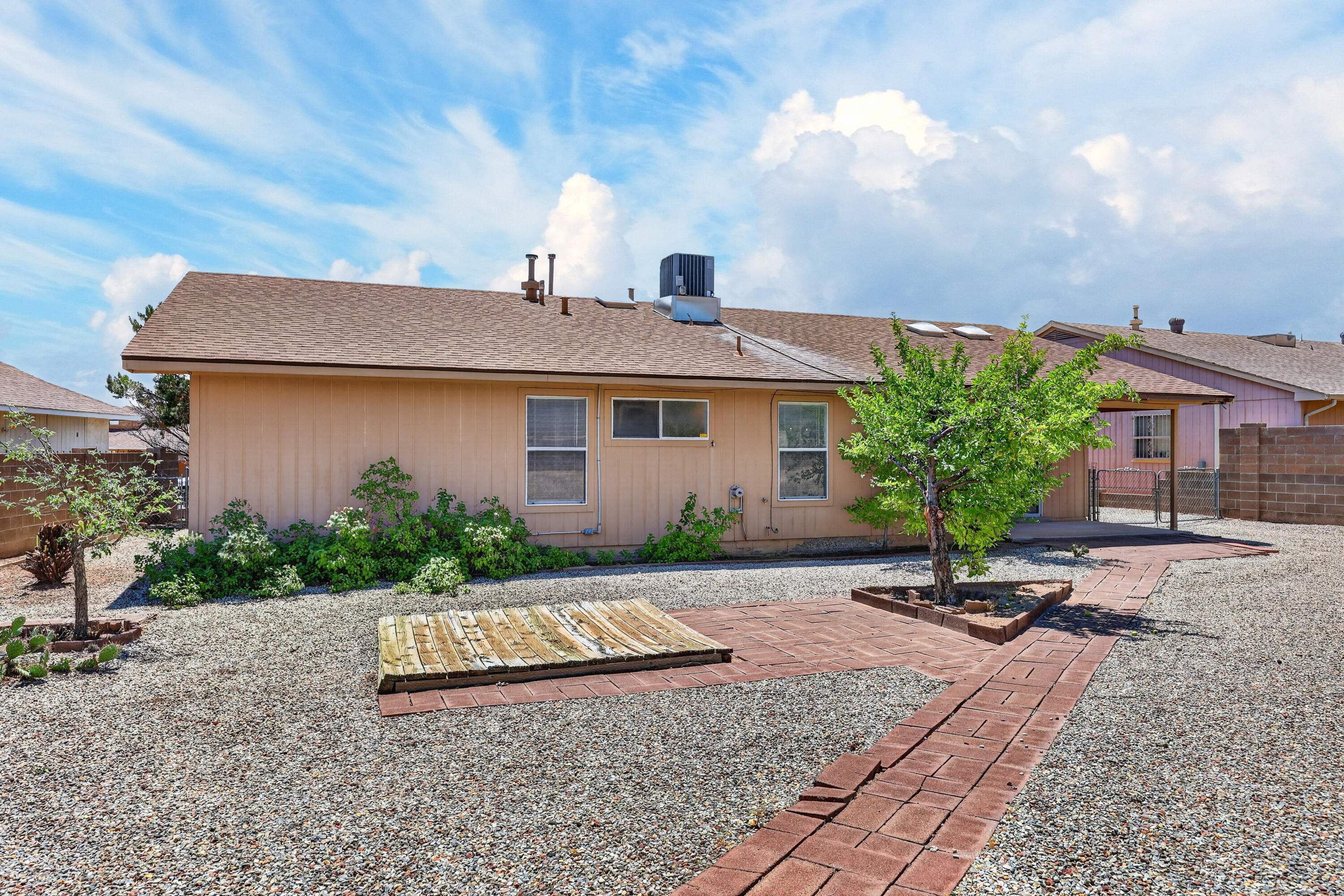 Photo 9 — 7221 Sunlight Peak Drive NE