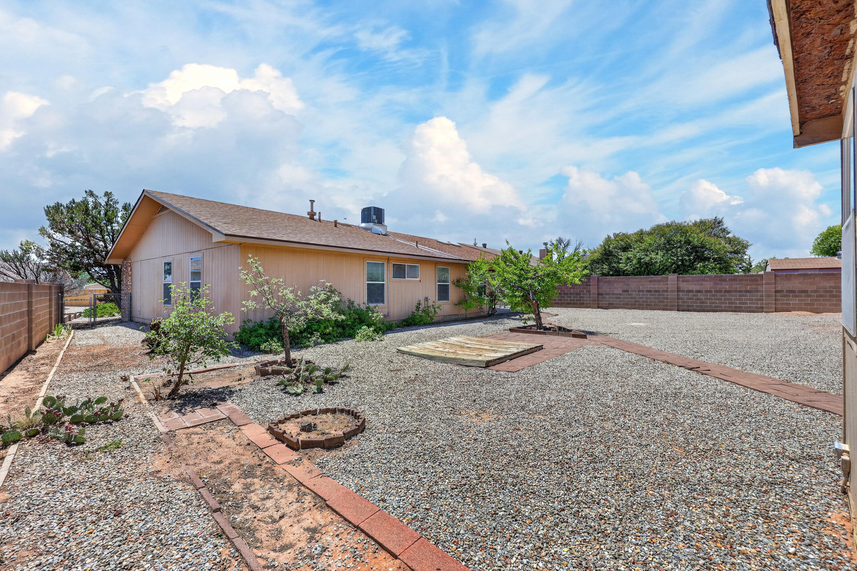 Photo 8 — 7221 Sunlight Peak Drive NE