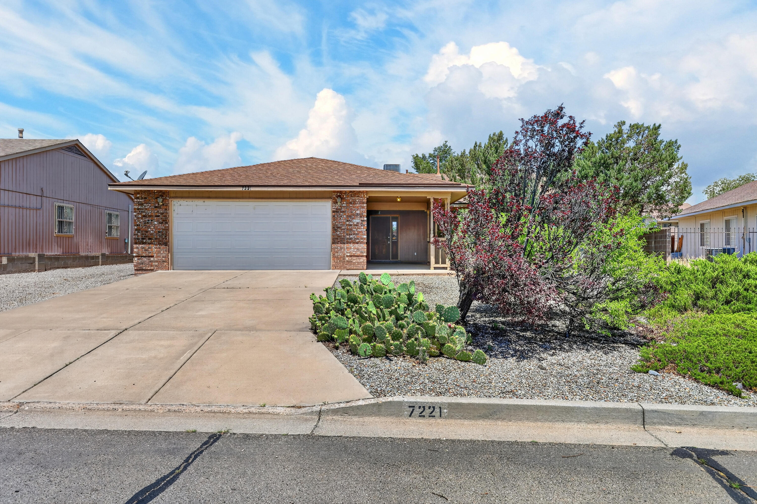Photo 6 — 7221 Sunlight Peak Drive NE