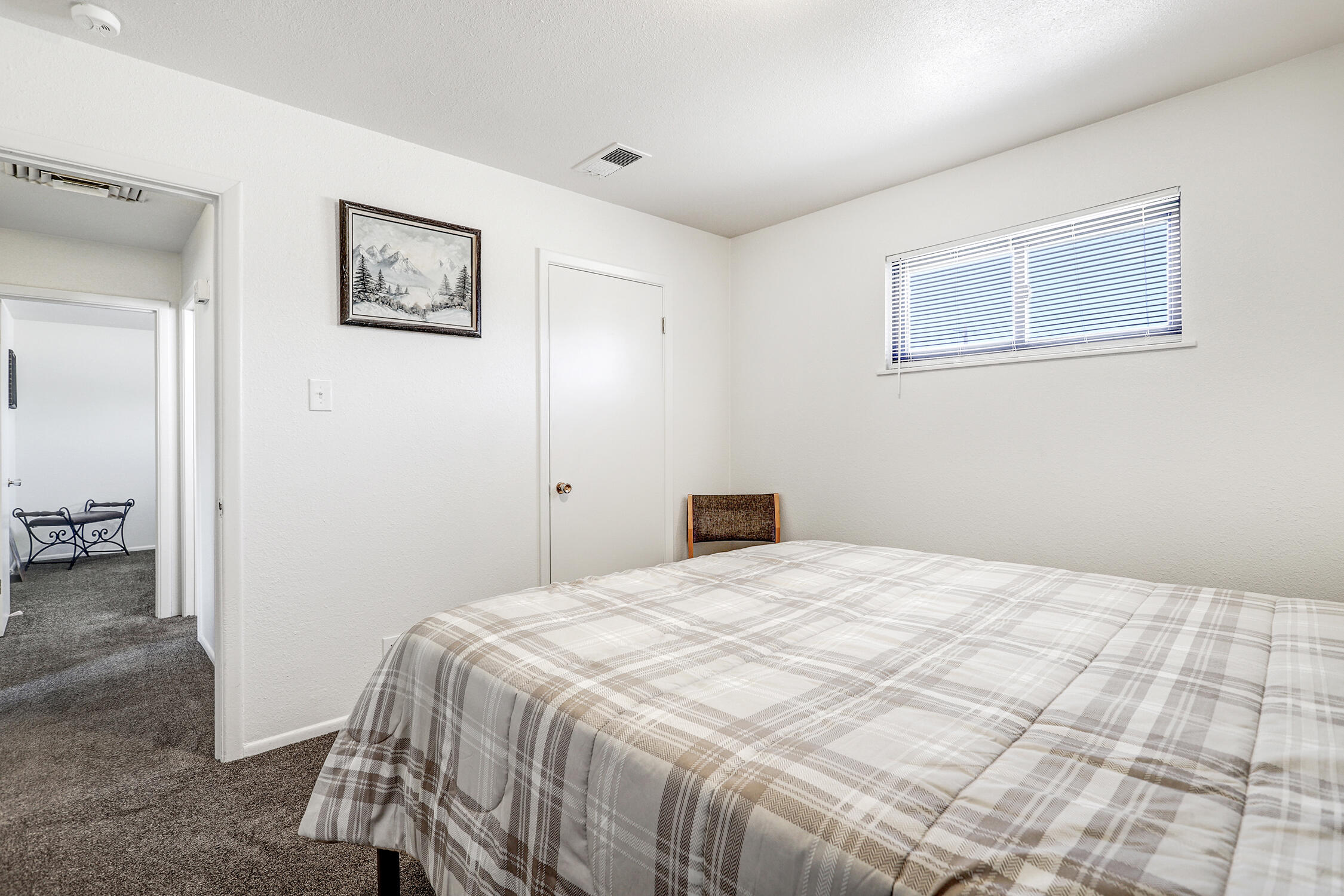 Photo 12 — 321 Wayne Road NW