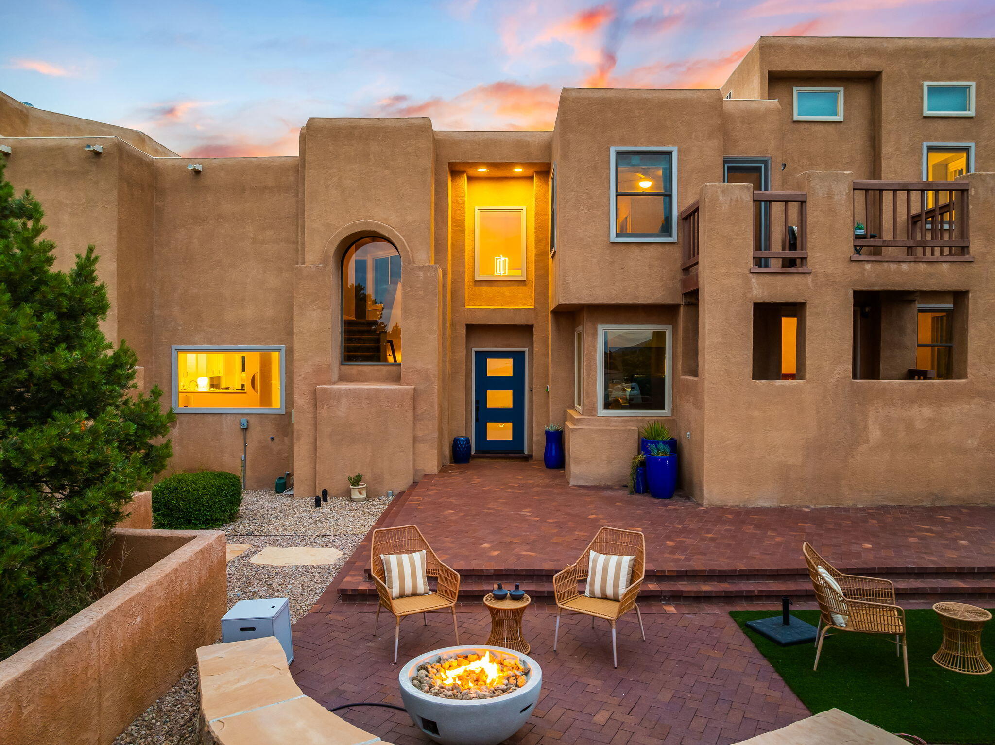 Photo 11 — 18 Tierra Monte Drive NE