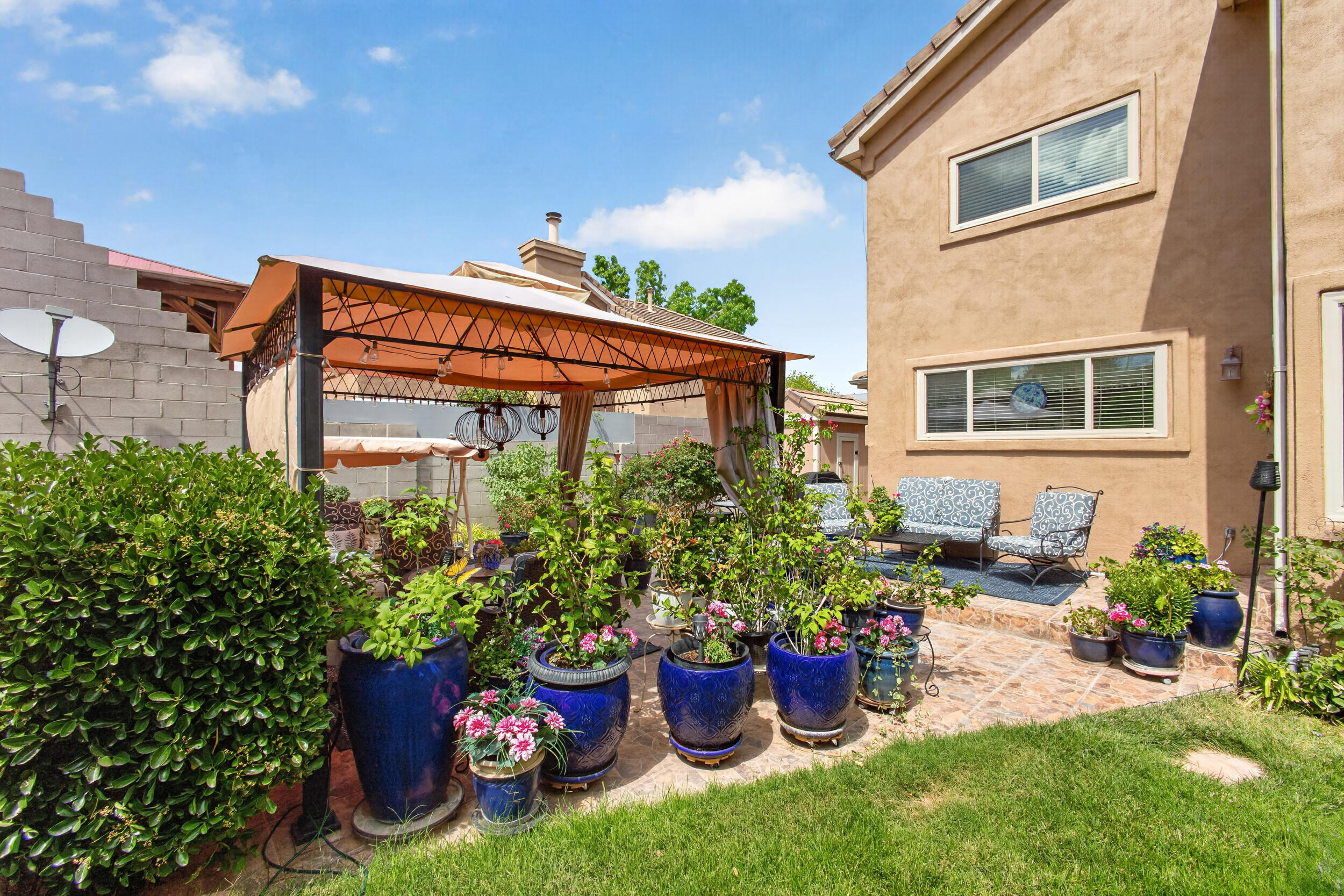 Photo 20 — 7605 Sunrose Drive NW