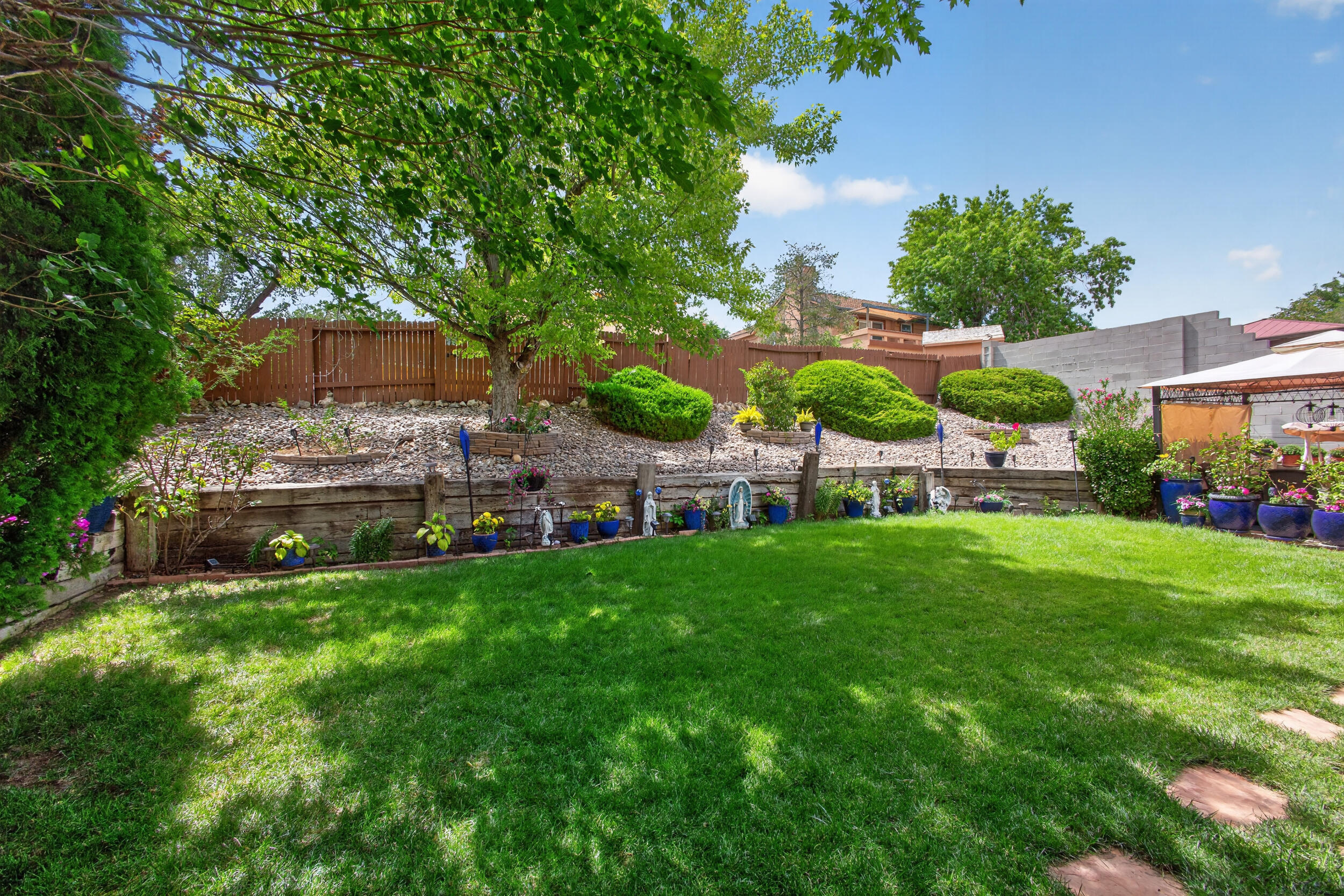 Photo 16 — 7605 Sunrose Drive NW