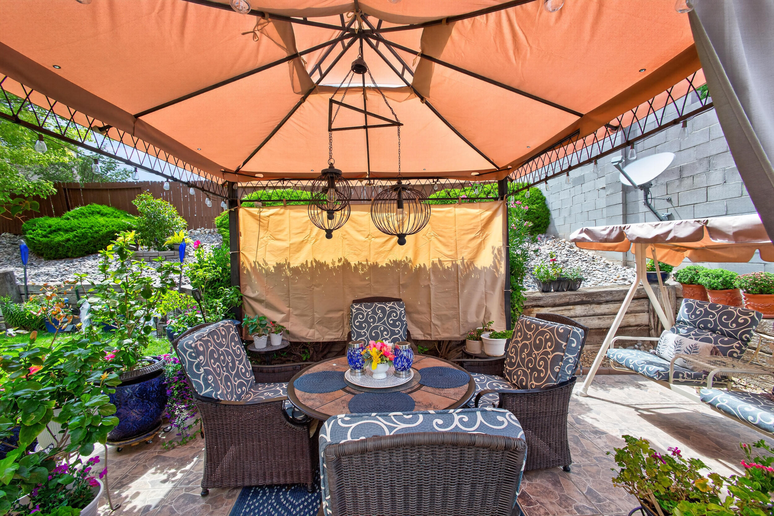 Photo 12 — 7605 Sunrose Drive NW