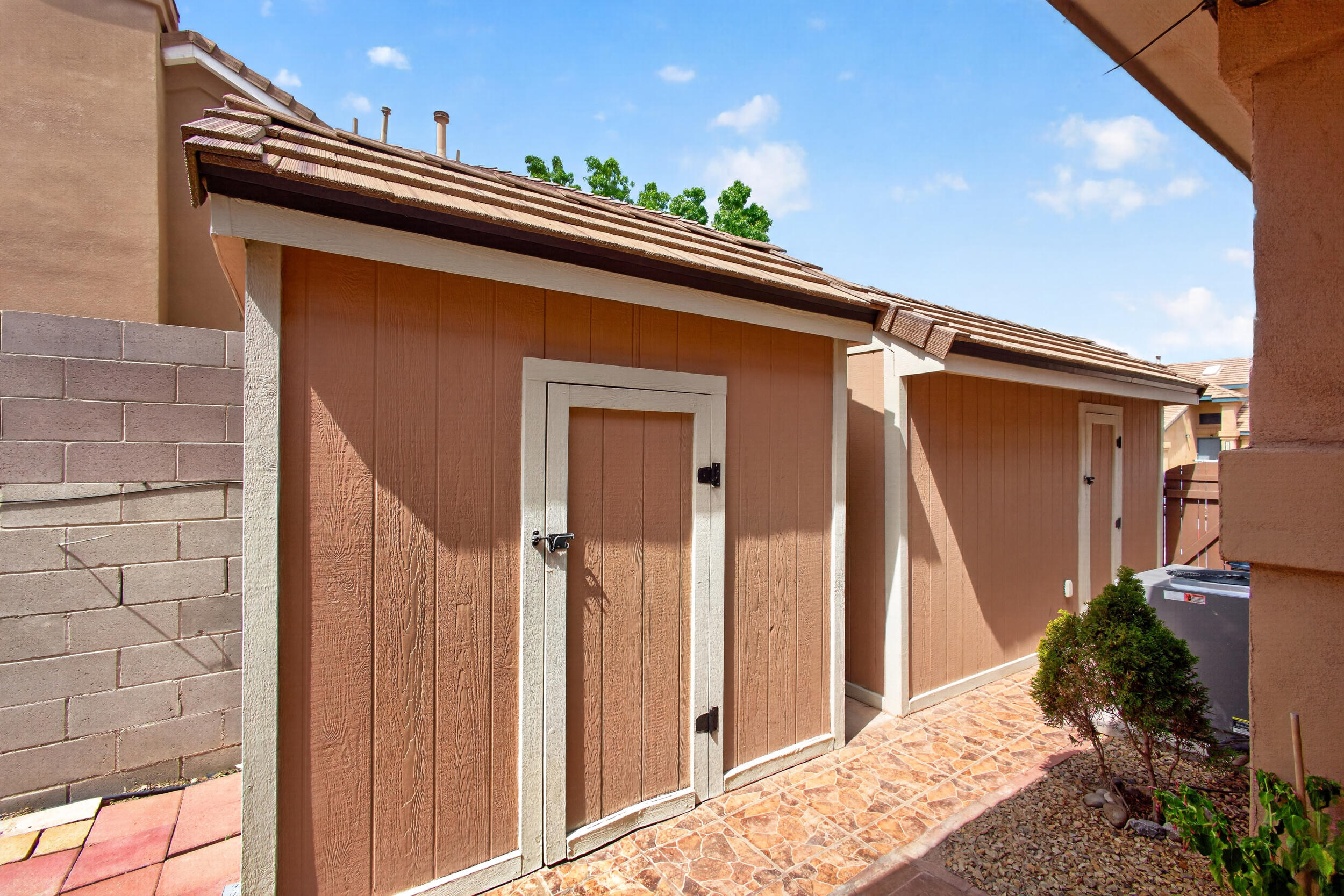 Photo 4 — 7605 Sunrose Drive NW