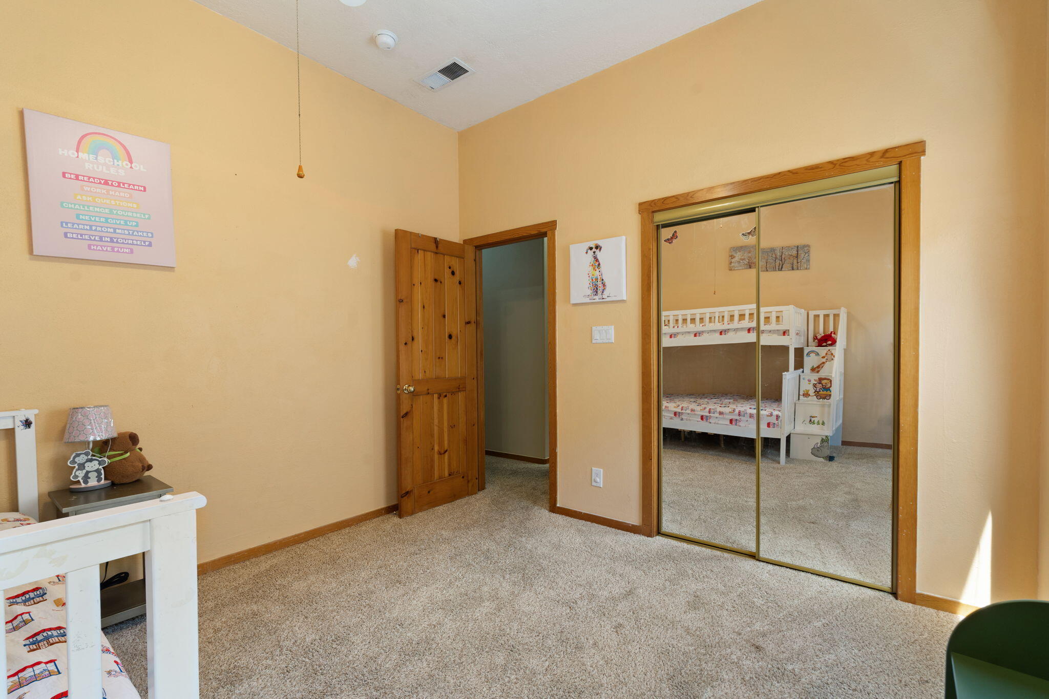 Photo 19 — 8405 Petaluma Drive NE
