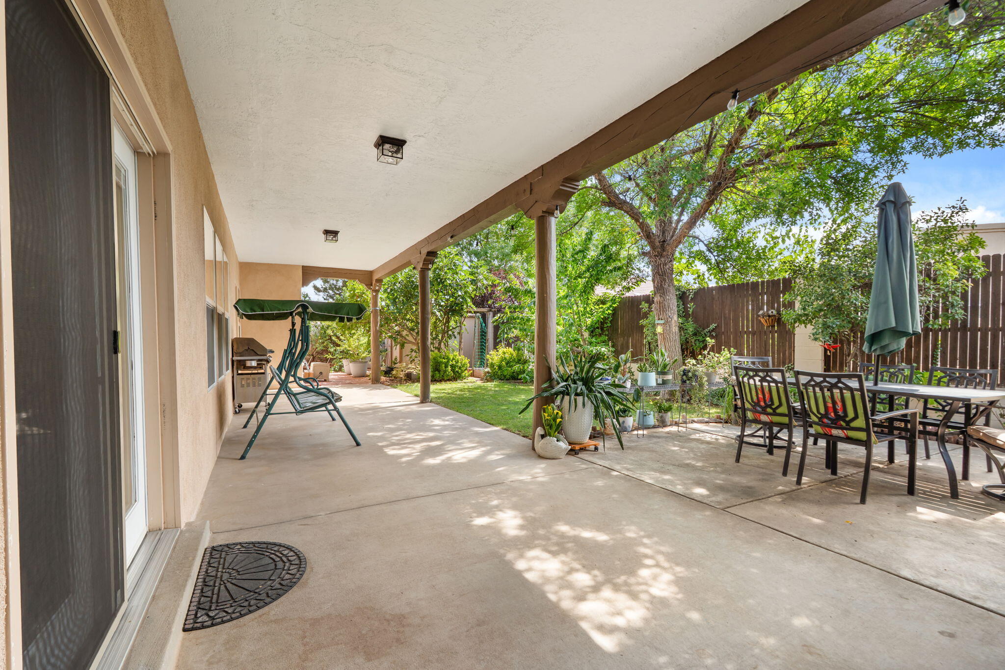 Photo 16 — 8405 Petaluma Drive NE