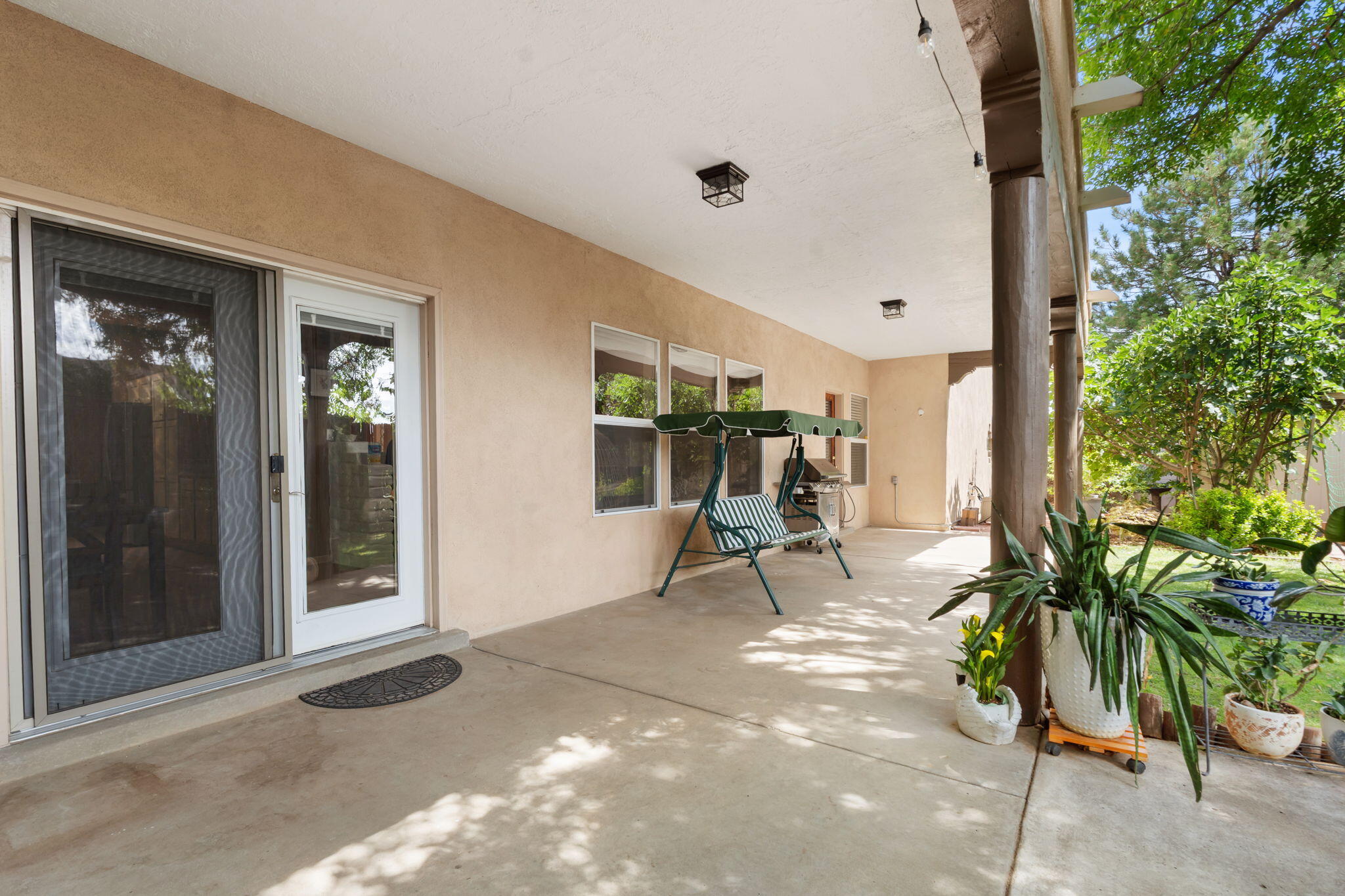 Photo 12 — 8405 Petaluma Drive NE