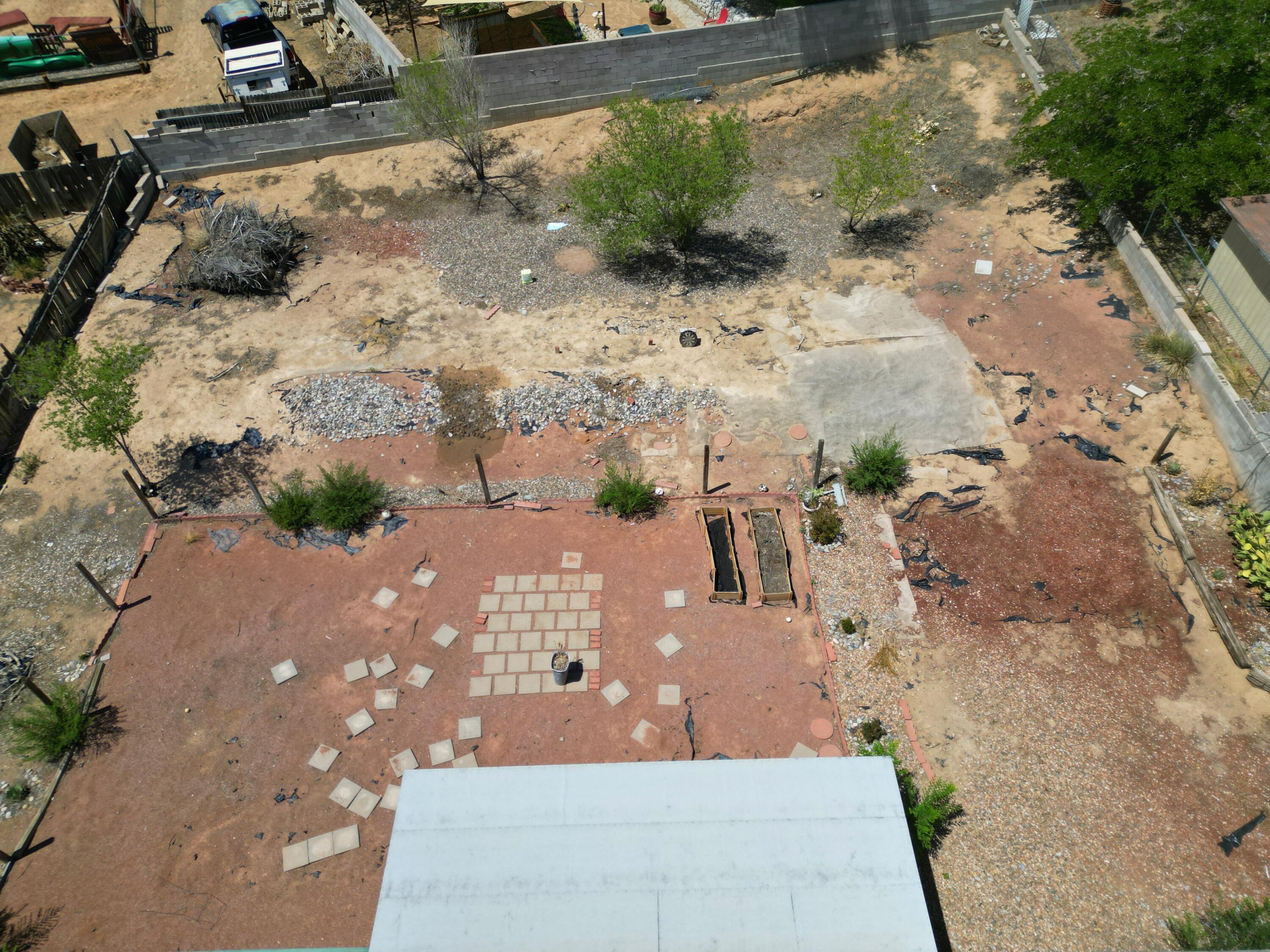 Photo 12 — 774 Zuni Road SE