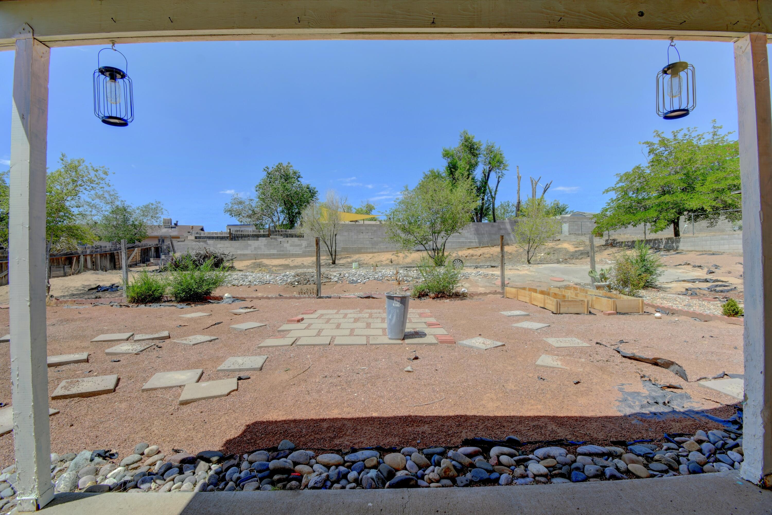 Photo 3 — 774 Zuni Road SE