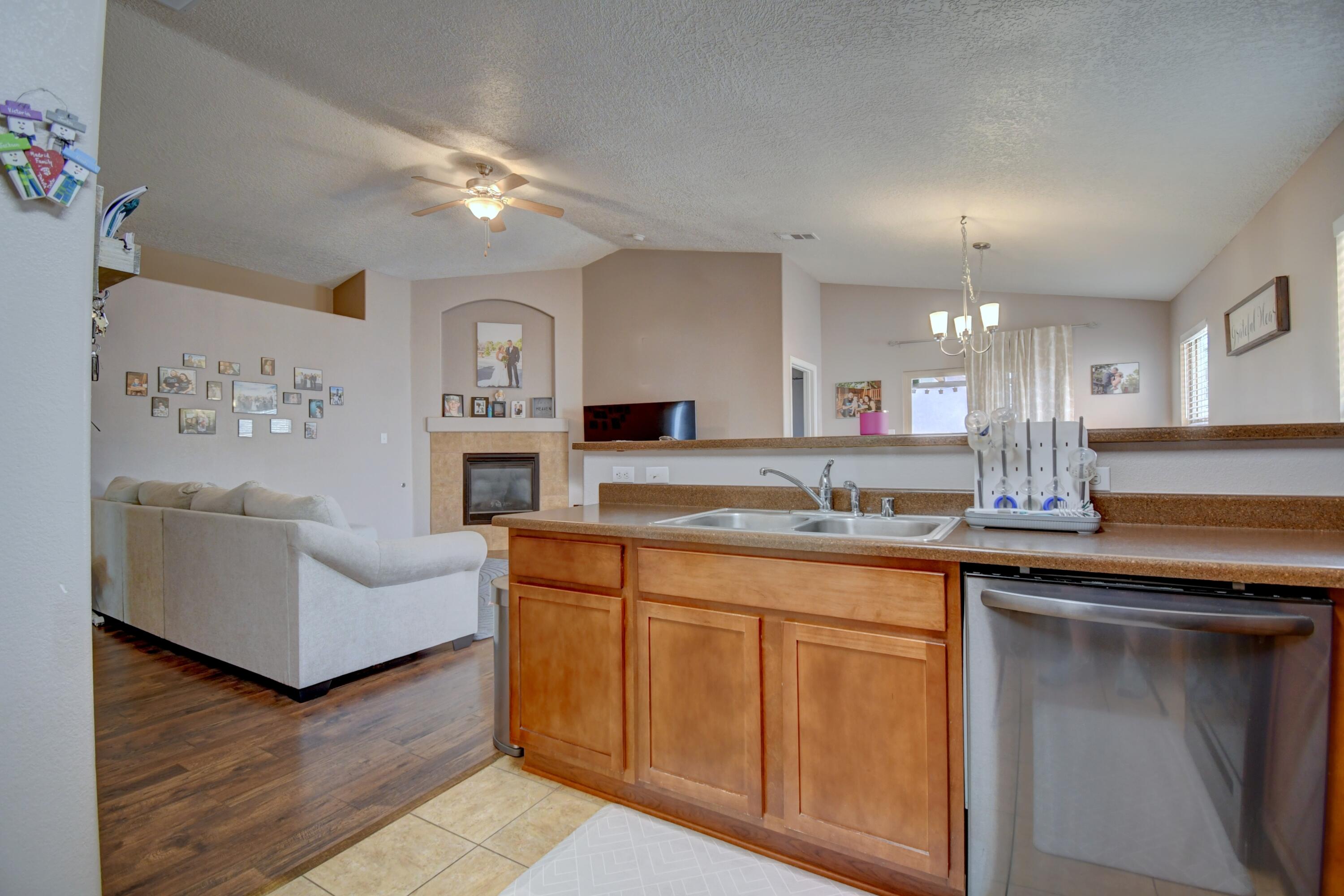Photo 15 — 6928 N Tijeras Creek Road NW