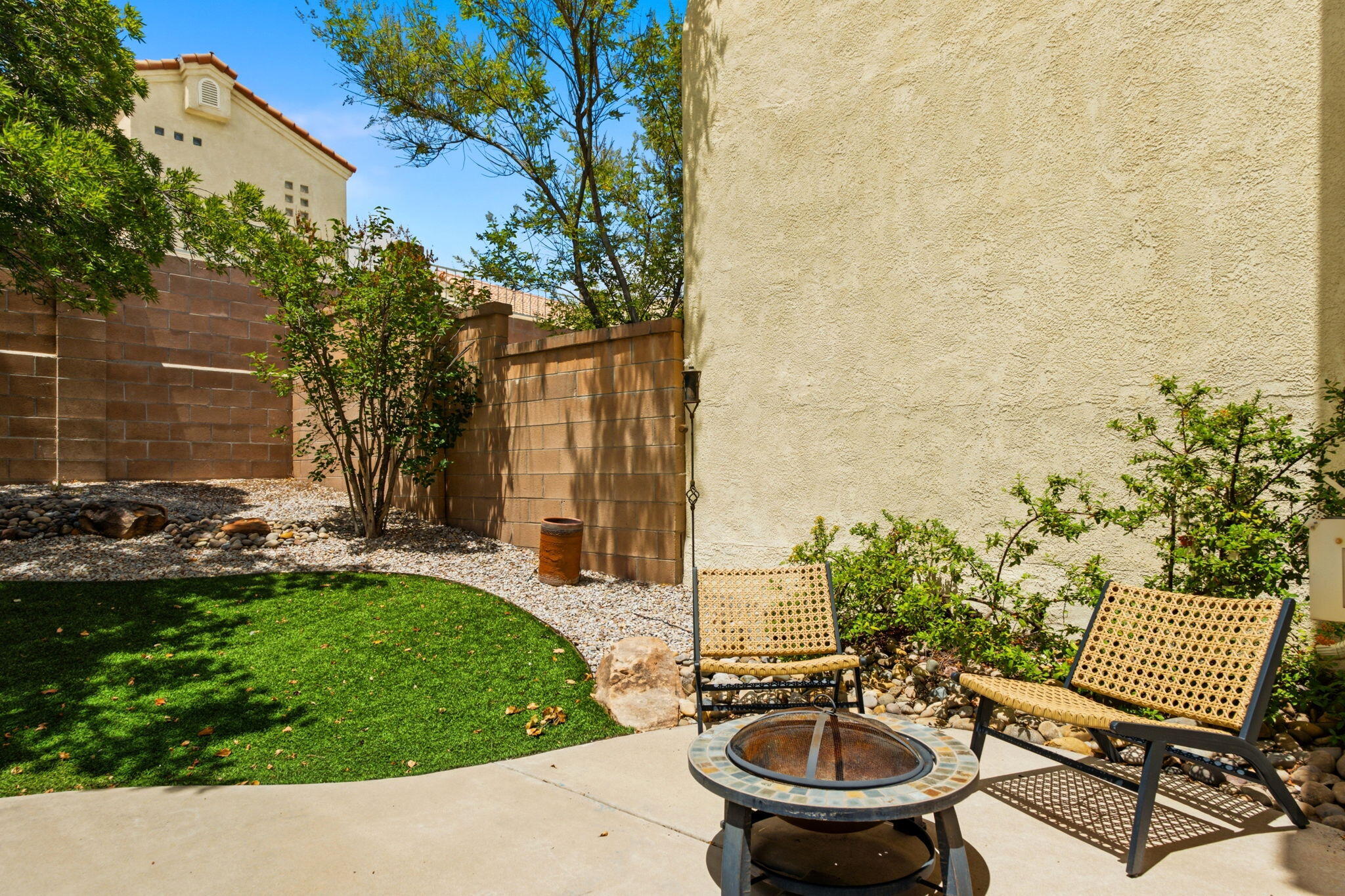 Photo 12 — 3217 Renaissance Drive SE