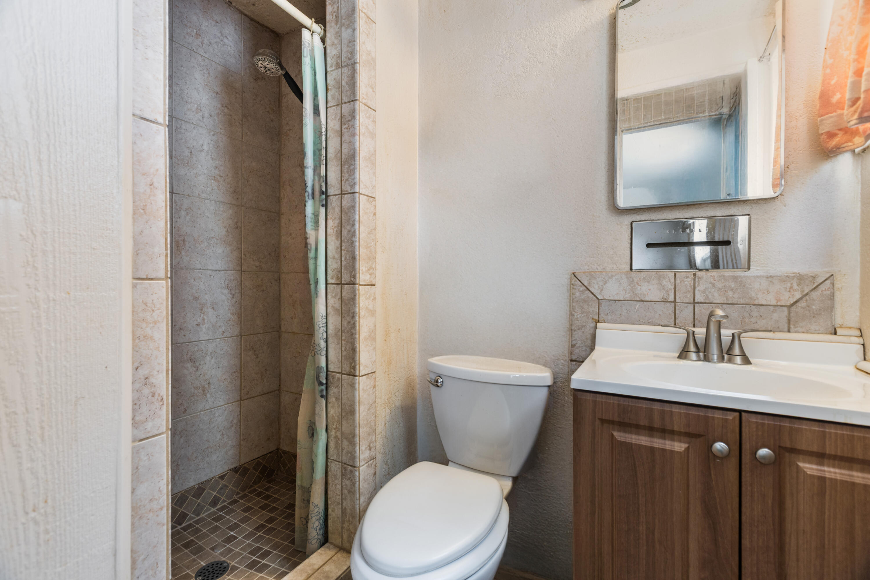 Photo 6 — 10528 Princess Jeanne Avenue NE