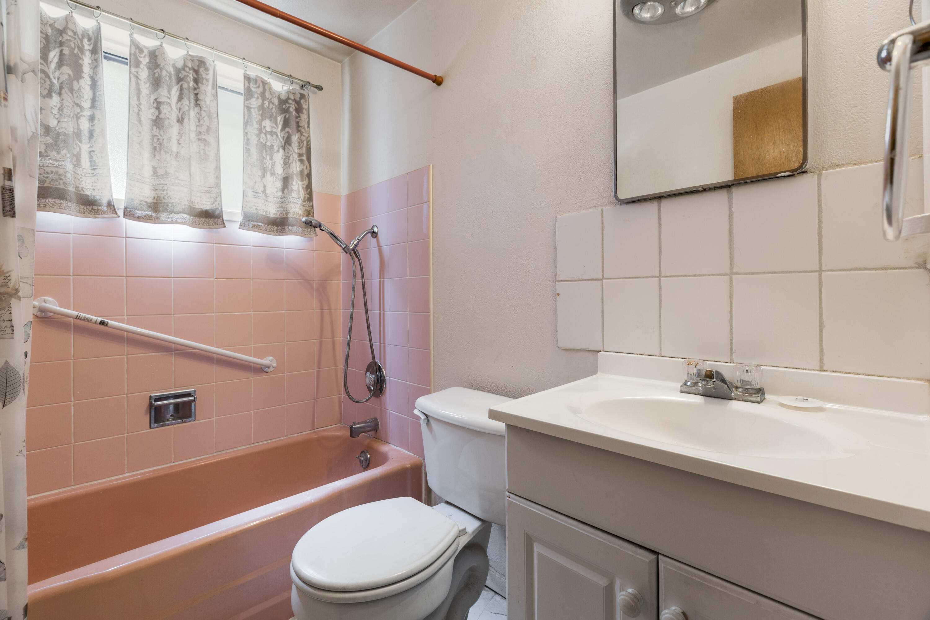 Photo 9 — 10528 Princess Jeanne Avenue NE