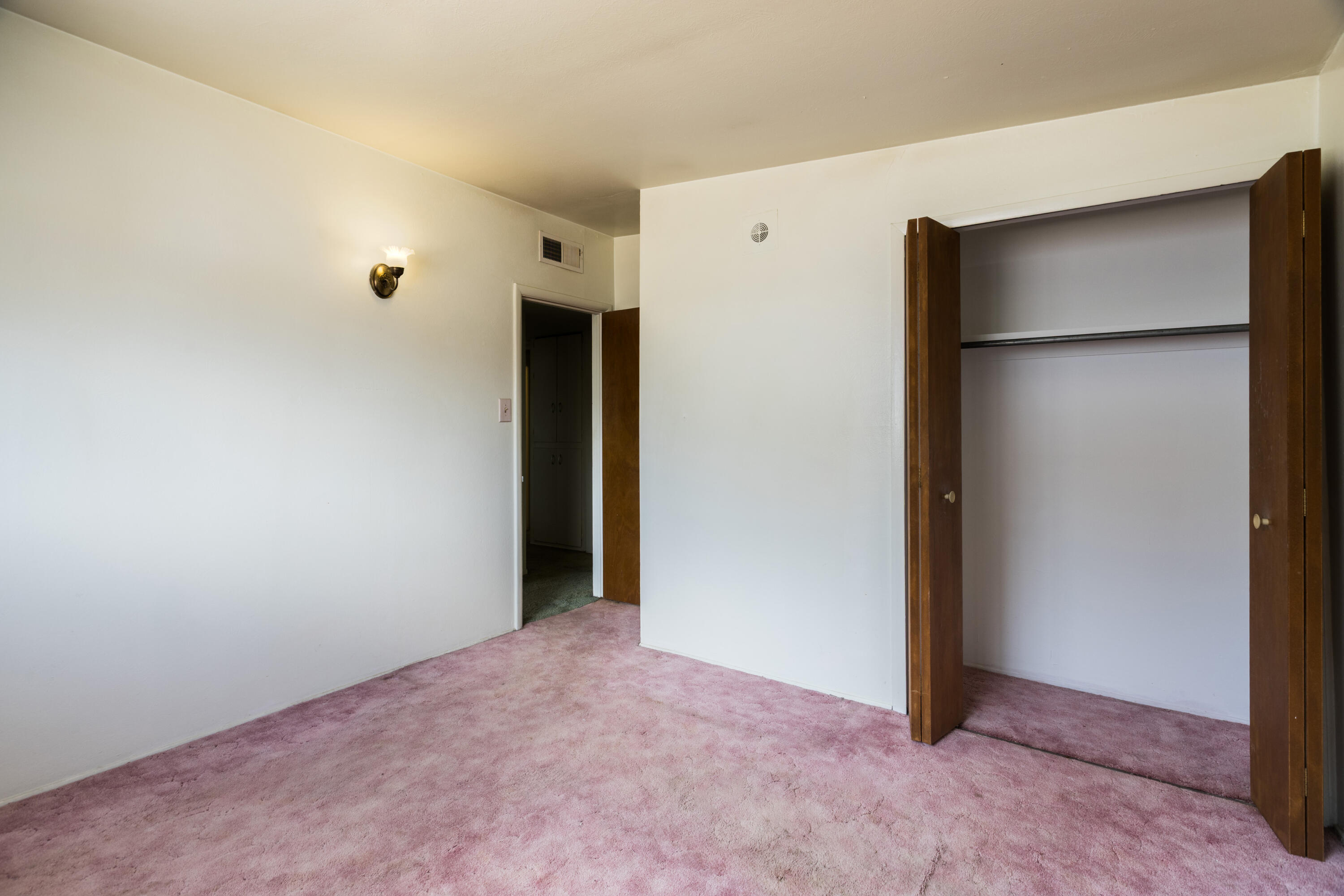Photo 11 — 10528 Princess Jeanne Avenue NE