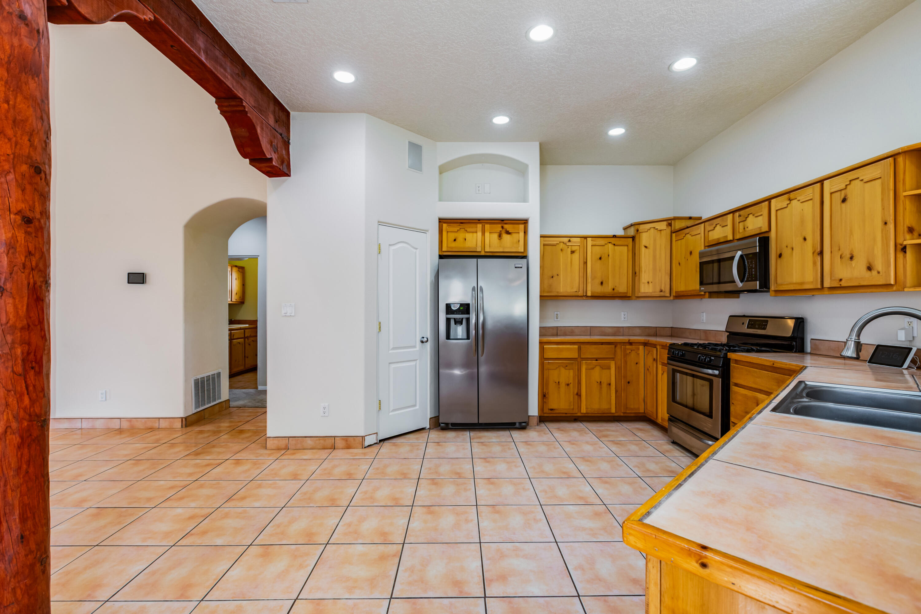 Photo 4 — 4621 Albany Court NW