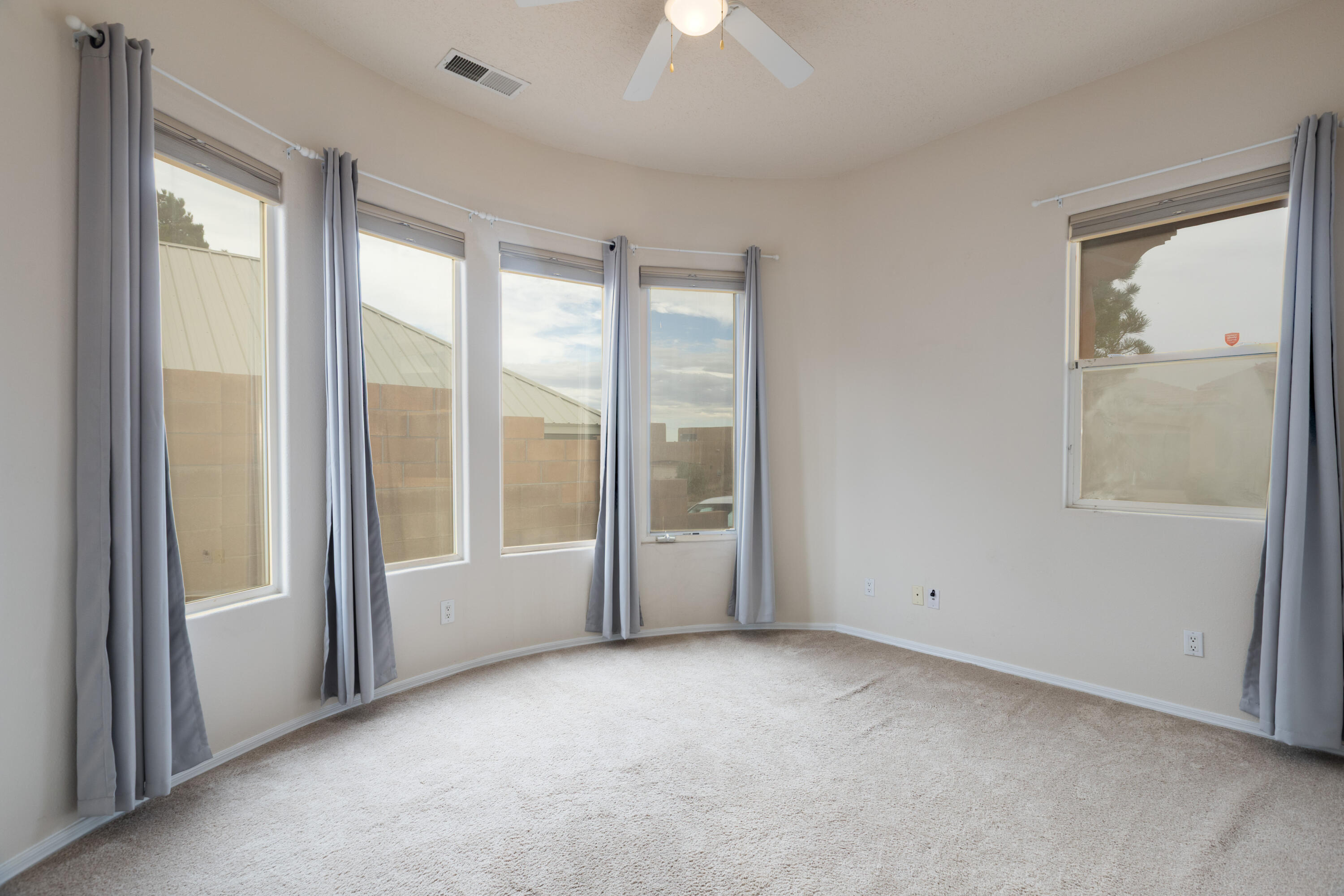 Photo 9 — 4621 Albany Court NW