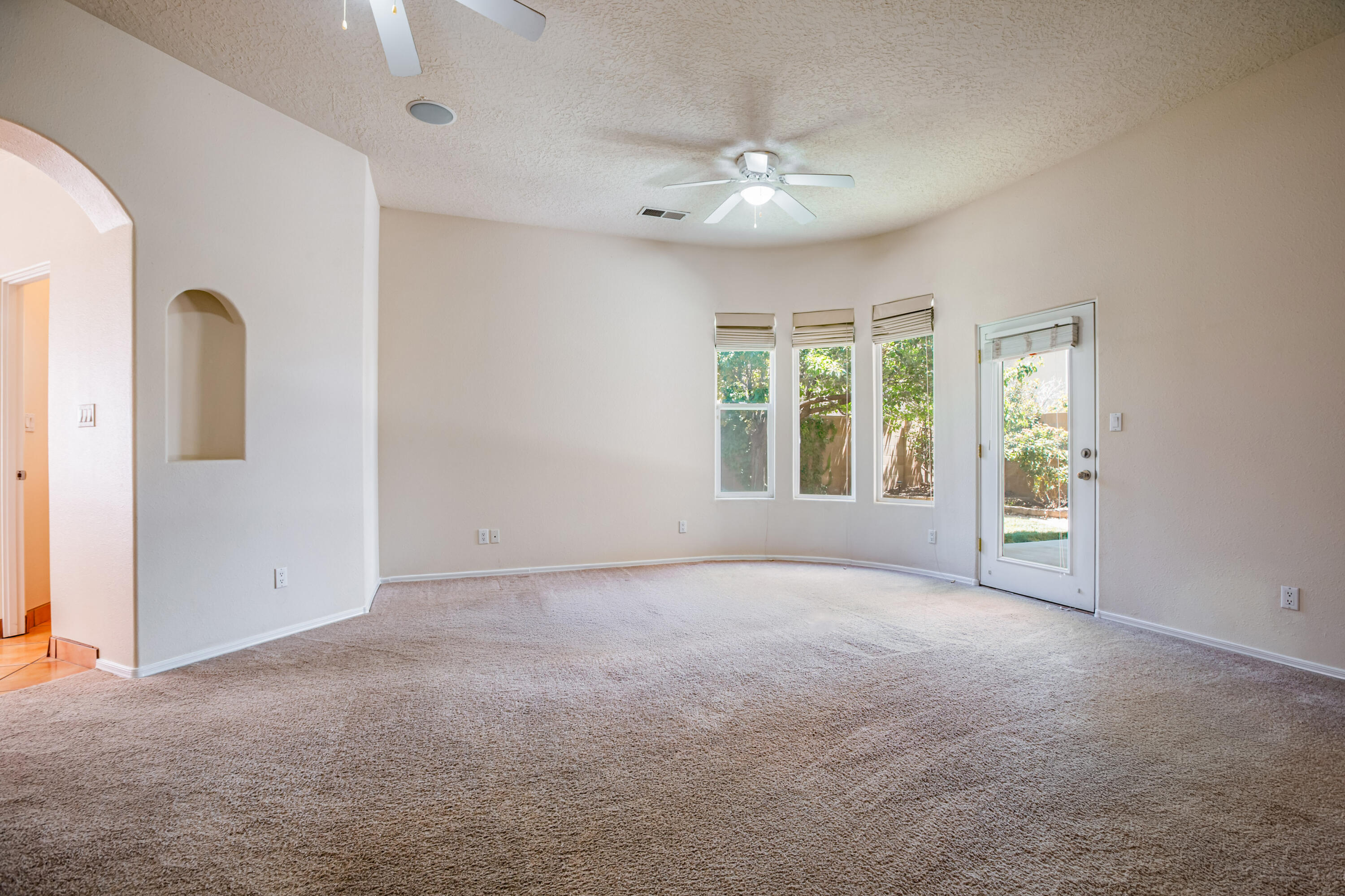 Photo 12 — 4621 Albany Court NW