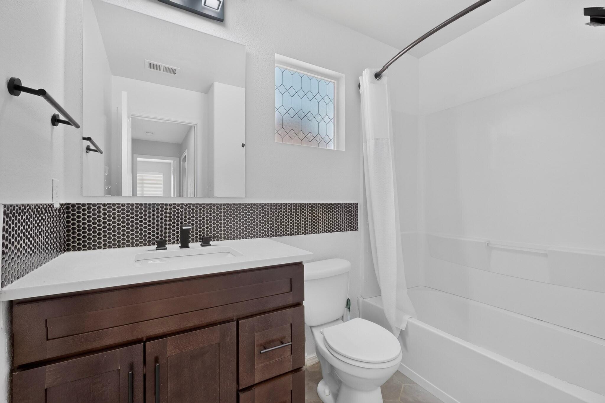 Photo 13 — 3727 Oasis Springs Road NE