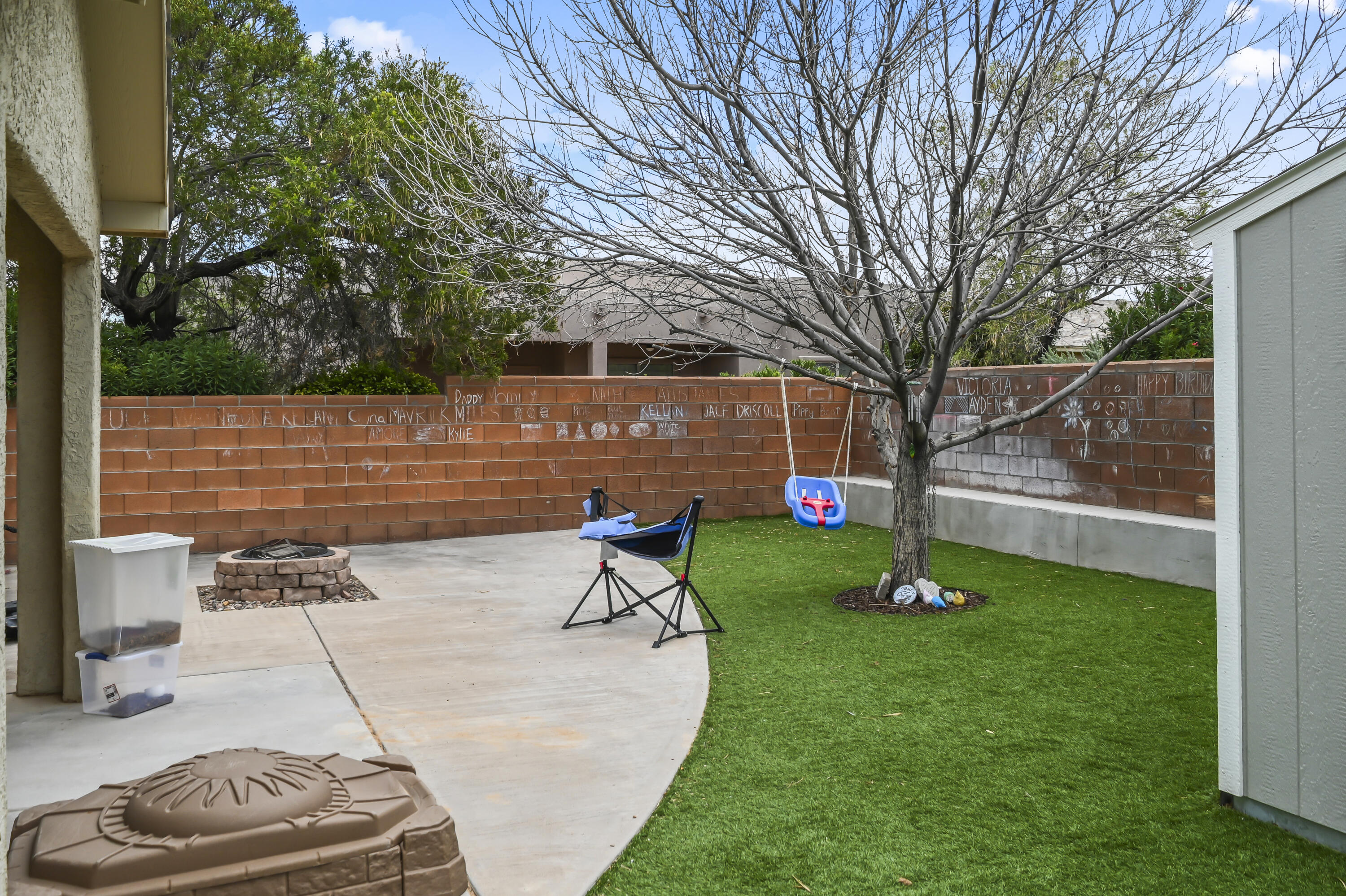 Photo 5 — 239 Bosque