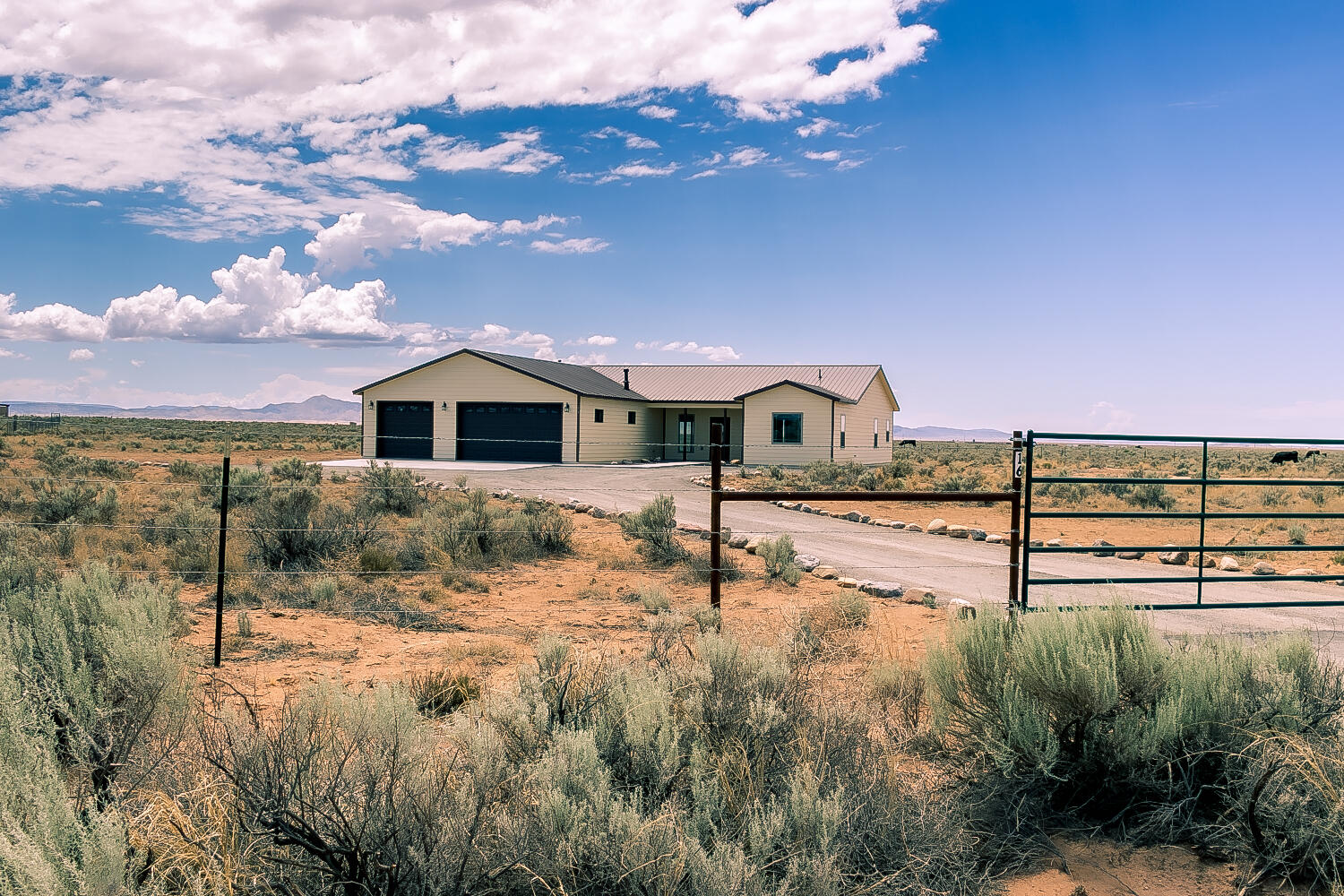 Photo 2 — 16 Las Borregas Road