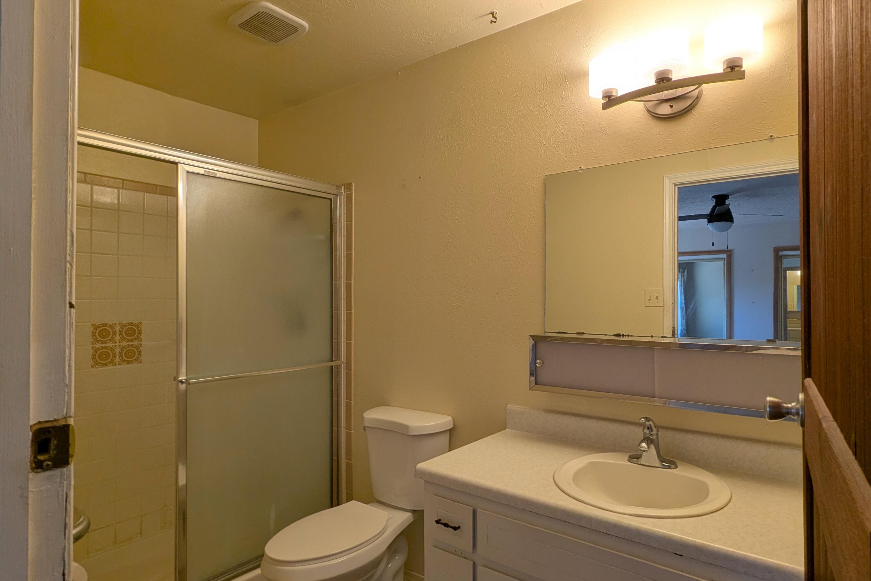 Photo 2 — 22 Garden Park Circle NW