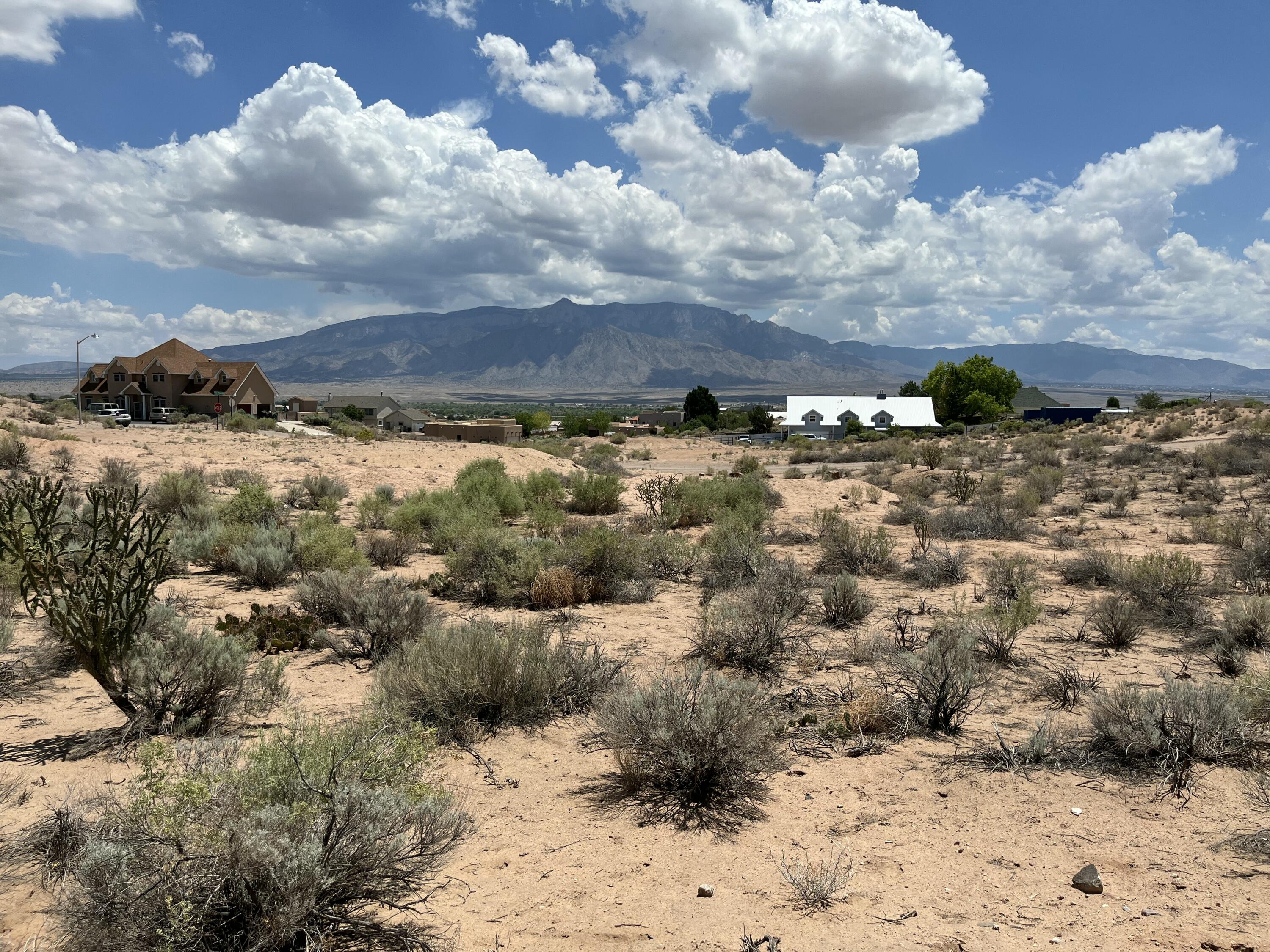 Photo 7 — 5424 Vera Cruz Road NE