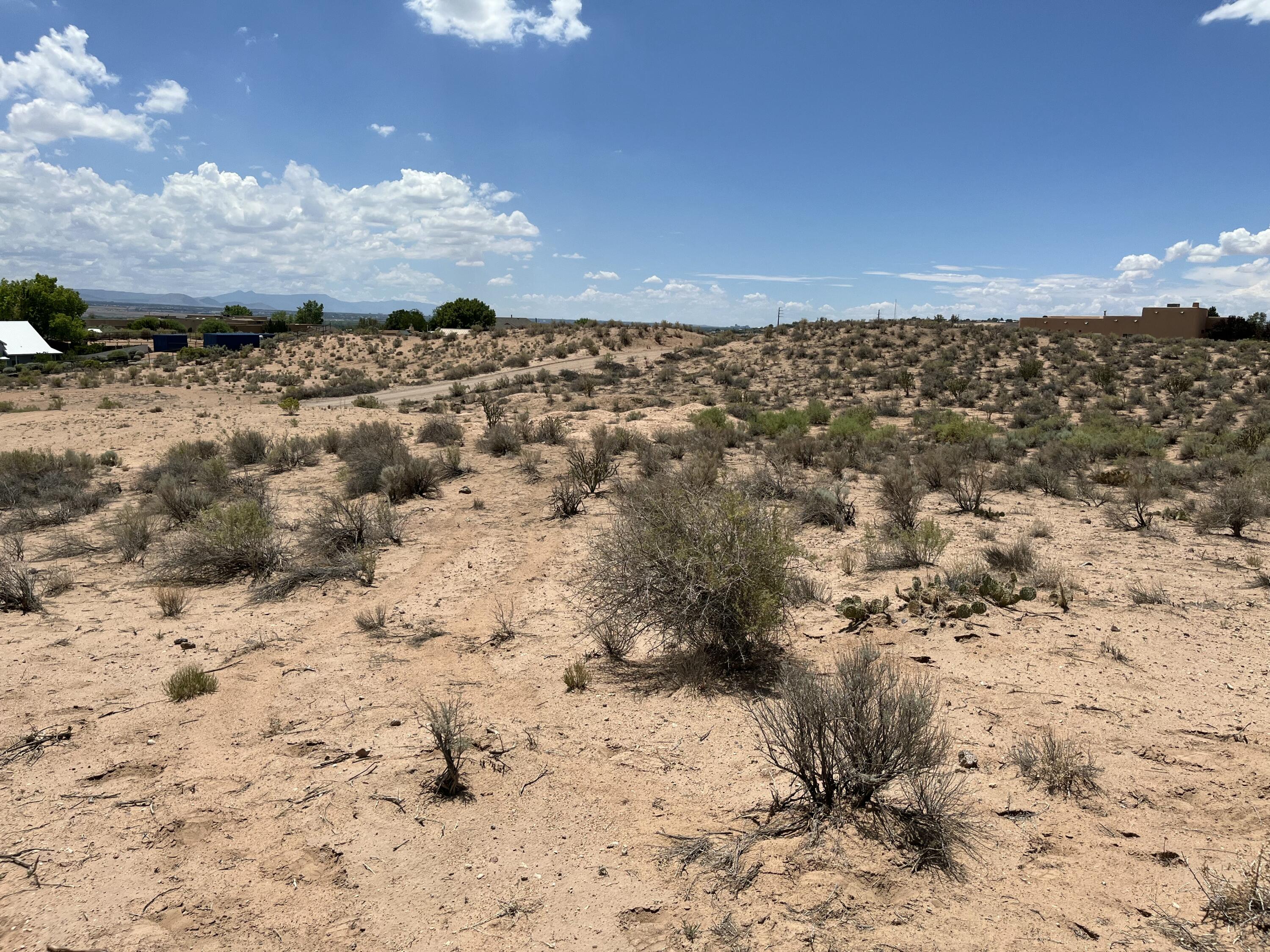 Photo 10 — 5424 Vera Cruz Road NE