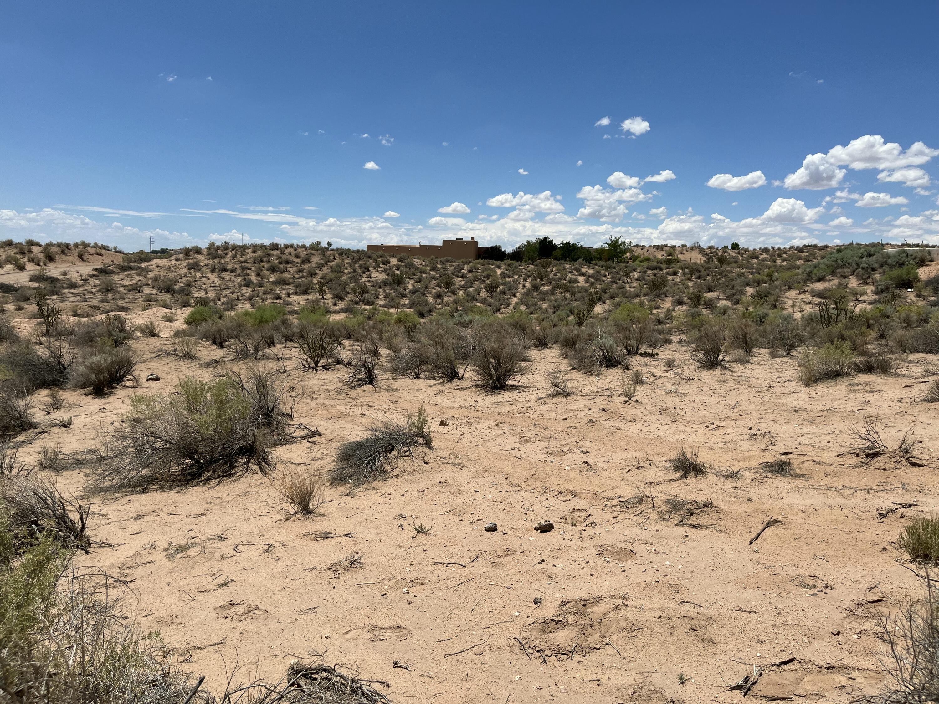 Photo 12 — 5424 Vera Cruz Road NE